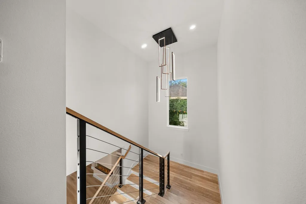 Single Family Residence For Sale in Dallas County , 1727 Toronto Street, Dallas, Texas 75212, 5 Bedroom, 5 Bathroom, 2 Garage spaces, 3,302 Sqft, built in 2026, mls#21407936, Real Estate Agent in Dallas, Homes For Sale in Dallas county, Homes For Sale in Dallas, Realtor in Dallas Texas, Real Estate Brokerage Independent Realty Texas, Luminita Cordes Realtor