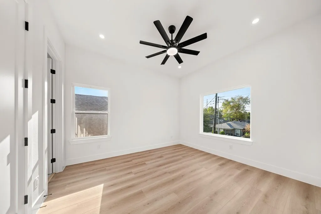 Single Family Residence For Sale in Dallas County , 1727 Toronto Street, Dallas, Texas 75212, 5 Bedroom, 5 Bathroom, 2 Garage spaces, 3,302 Sqft, built in 2026, mls#21407936, Real Estate Agent in Dallas, Homes For Sale in Dallas county, Homes For Sale in Dallas, Realtor in Dallas Texas, Real Estate Brokerage Independent Realty Texas, Luminita Cordes Realtor