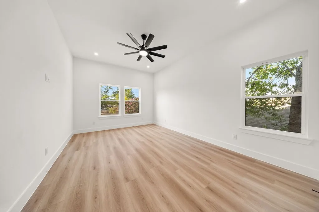 Single Family Residence For Sale in Dallas County , 1727 Toronto Street, Dallas, Texas 75212, 5 Bedroom, 5 Bathroom, 2 Garage spaces, 3,302 Sqft, built in 2026, mls#21407936, Real Estate Agent in Dallas, Homes For Sale in Dallas county, Homes For Sale in Dallas, Realtor in Dallas Texas, Real Estate Brokerage Independent Realty Texas, Luminita Cordes Realtor