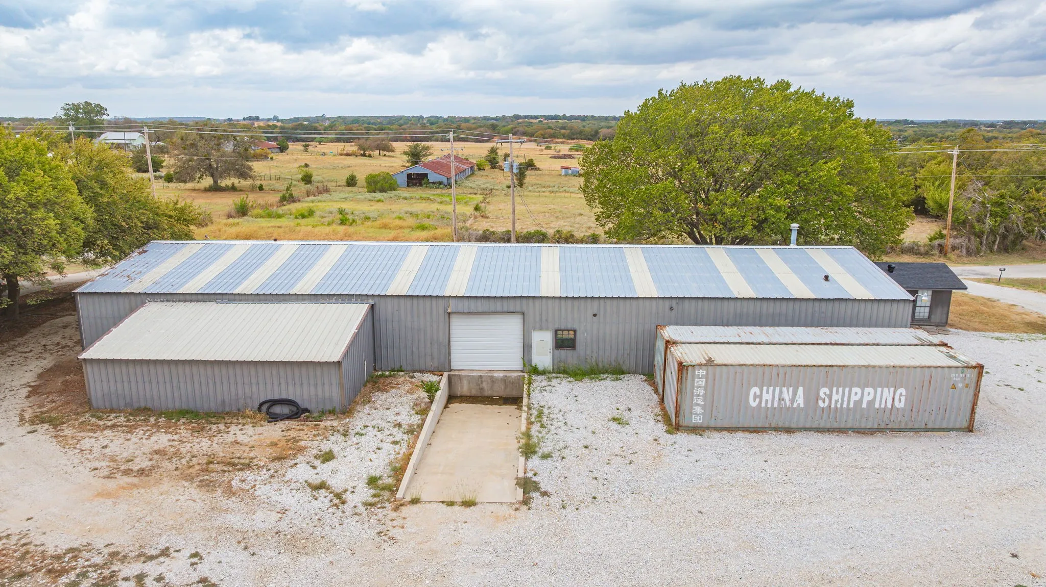 Warehouse For Sale in Denton County , 1324 N Saint James Road, Pilot Point, Texas 76258, 0, 0, Garage spaces, 7,487 Sqft, built in 1984, mls#21407833, Real Estate Agent in Pilot Point, Homes For Sale in Denton county, Homes For Sale in Pilot Point, Realtor in Pilot Point Texas, Real Estate Brokerage Independent Realty Texas, Luminita Cordes Realtor