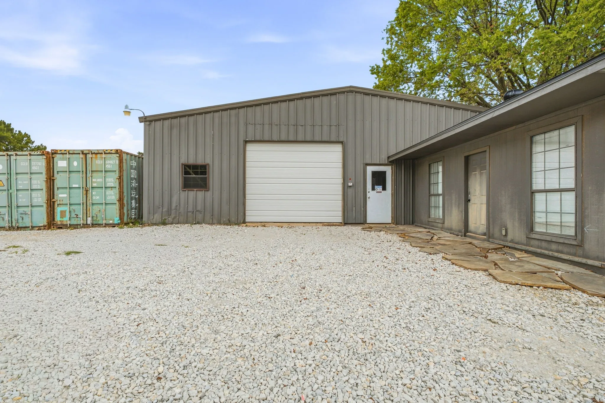 Warehouse For Sale in Denton County , 1324 N Saint James Road, Pilot Point, Texas 76258, 0, 0, Garage spaces, 7,487 Sqft, built in 1984, mls#21407833, Real Estate Agent in Pilot Point, Homes For Sale in Denton county, Homes For Sale in Pilot Point, Realtor in Pilot Point Texas, Real Estate Brokerage Independent Realty Texas, Luminita Cordes Realtor
