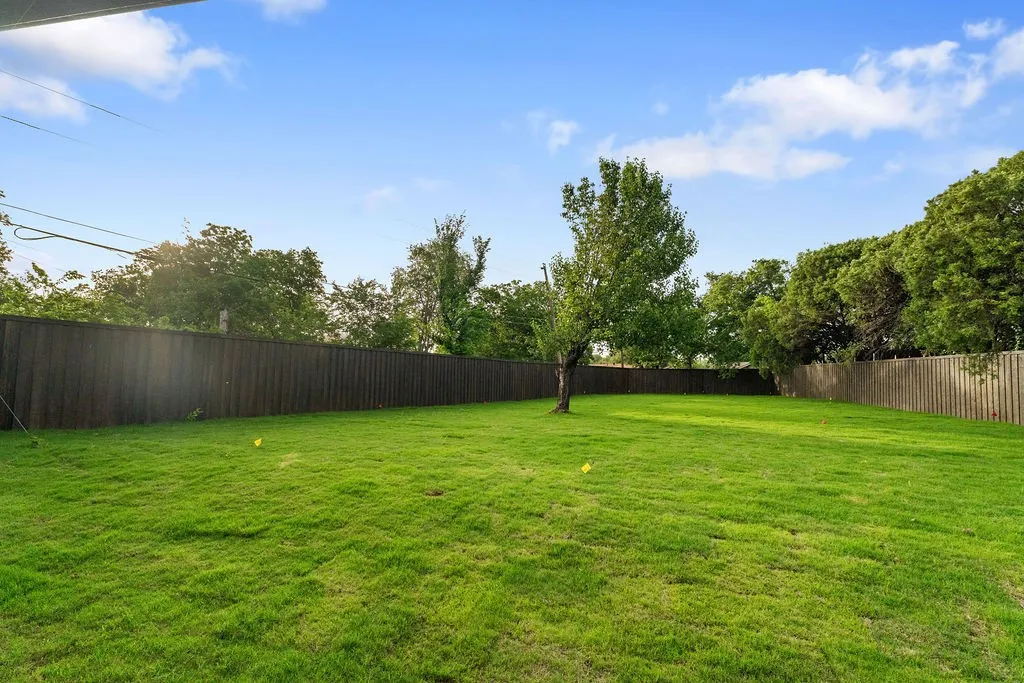 Single Family Residence For Sale in Dallas County , 14015 Rawhide Parkway, Farmers Branch, Texas 75234, 4 Bedroom, 4 Bathroom, 2 Garage spaces, 3,817 Sqft, built in 2026, mls#21407939, Real Estate Agent in Farmers Branch, Homes For Sale in Dallas county, Homes For Sale in Farmers Branch, Realtor in Farmers Branch Texas, Real Estate Brokerage Independent Realty Texas, Luminita Cordes Realtor