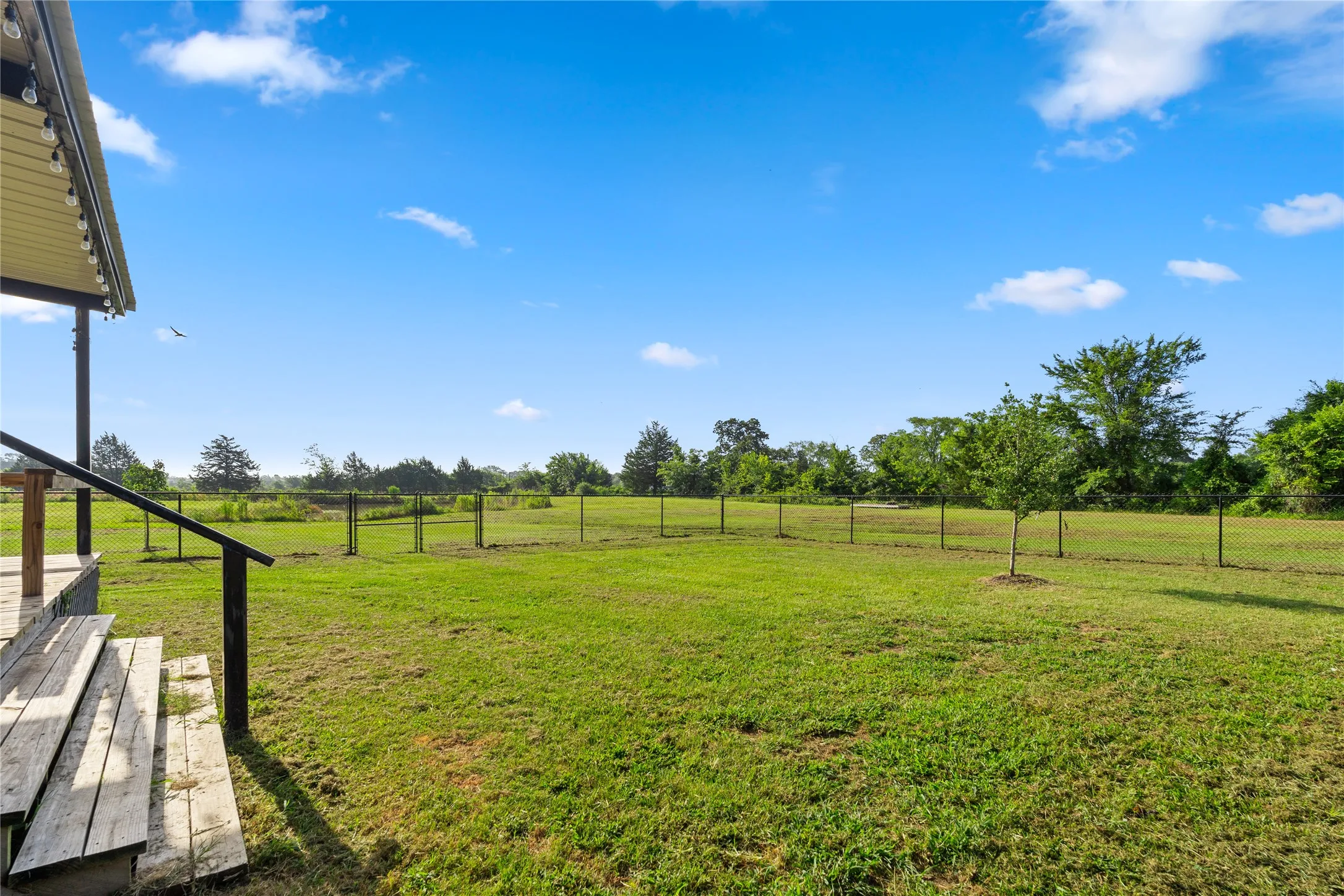 Single Family Residence For Rent in Wood County , 1001 County Road 1350, Quitman, Texas 75783, 3 Bedroom, 2 Bathroom, Garage spaces, 1,224 Sqft, built in 2022, mls#21407341, Real Estate Agent in Quitman, Homes For Rent in Wood county, Homes For Rent in Quitman, Realtor in Quitman Texas, Real Estate Brokerage Independent Realty Texas, Luminita Cordes Realtor