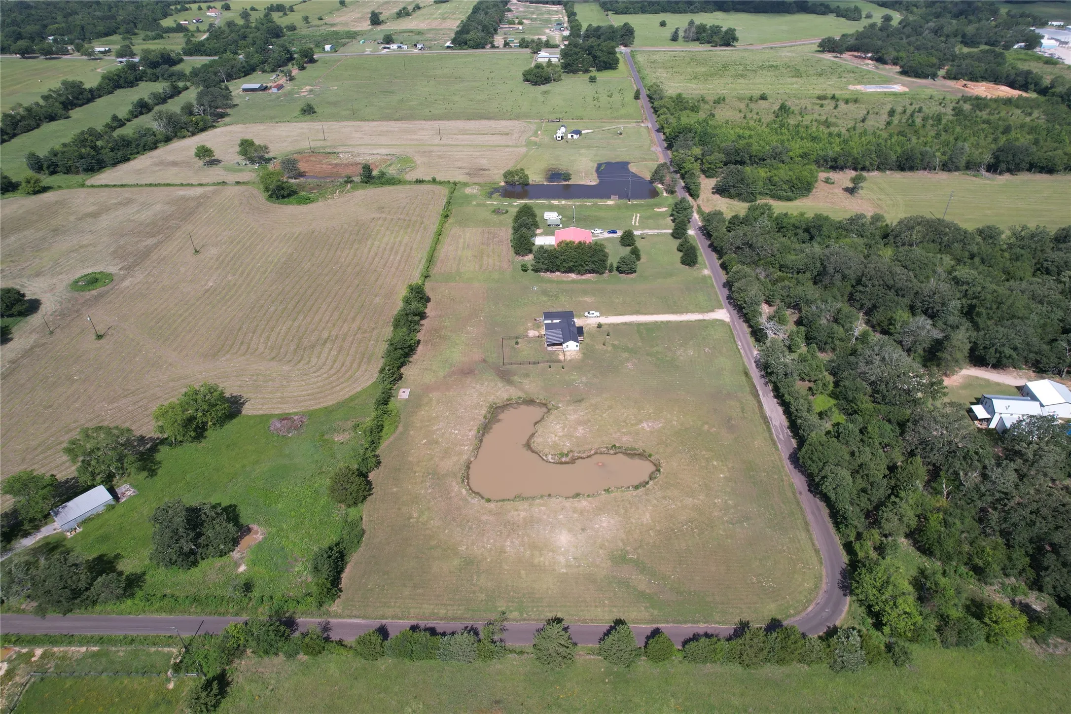 Single Family Residence For Rent in Wood County , 1001 County Road 1350, Quitman, Texas 75783, 3 Bedroom, 2 Bathroom, Garage spaces, 1,224 Sqft, built in 2022, mls#21407341, Real Estate Agent in Quitman, Homes For Rent in Wood county, Homes For Rent in Quitman, Realtor in Quitman Texas, Real Estate Brokerage Independent Realty Texas, Luminita Cordes Realtor