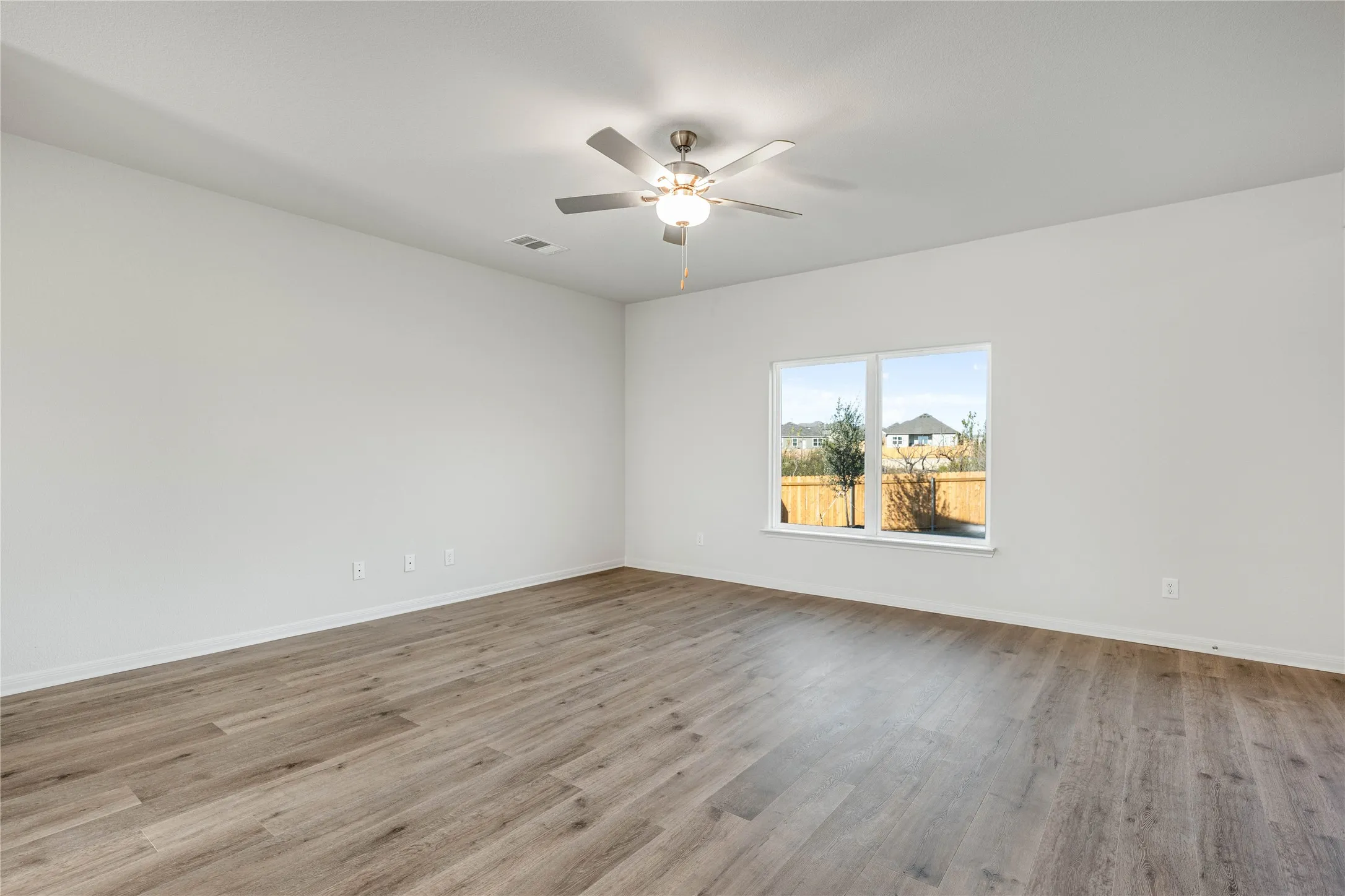 Single Family Residence For Rent in Tarrant County , 11213 Santana Drive, Fort Worth, Texas 76108, 4 Bedroom, 3 Bathroom, 2 Garage spaces, 2,235 Sqft, built in 2026, mls#21407945, Real Estate Agent in Fort Worth, Homes For Rent in Tarrant county, Homes For Rent in Fort Worth, Realtor in Fort Worth Texas, Real Estate Brokerage Independent Realty Texas, Luminita Cordes Realtor
