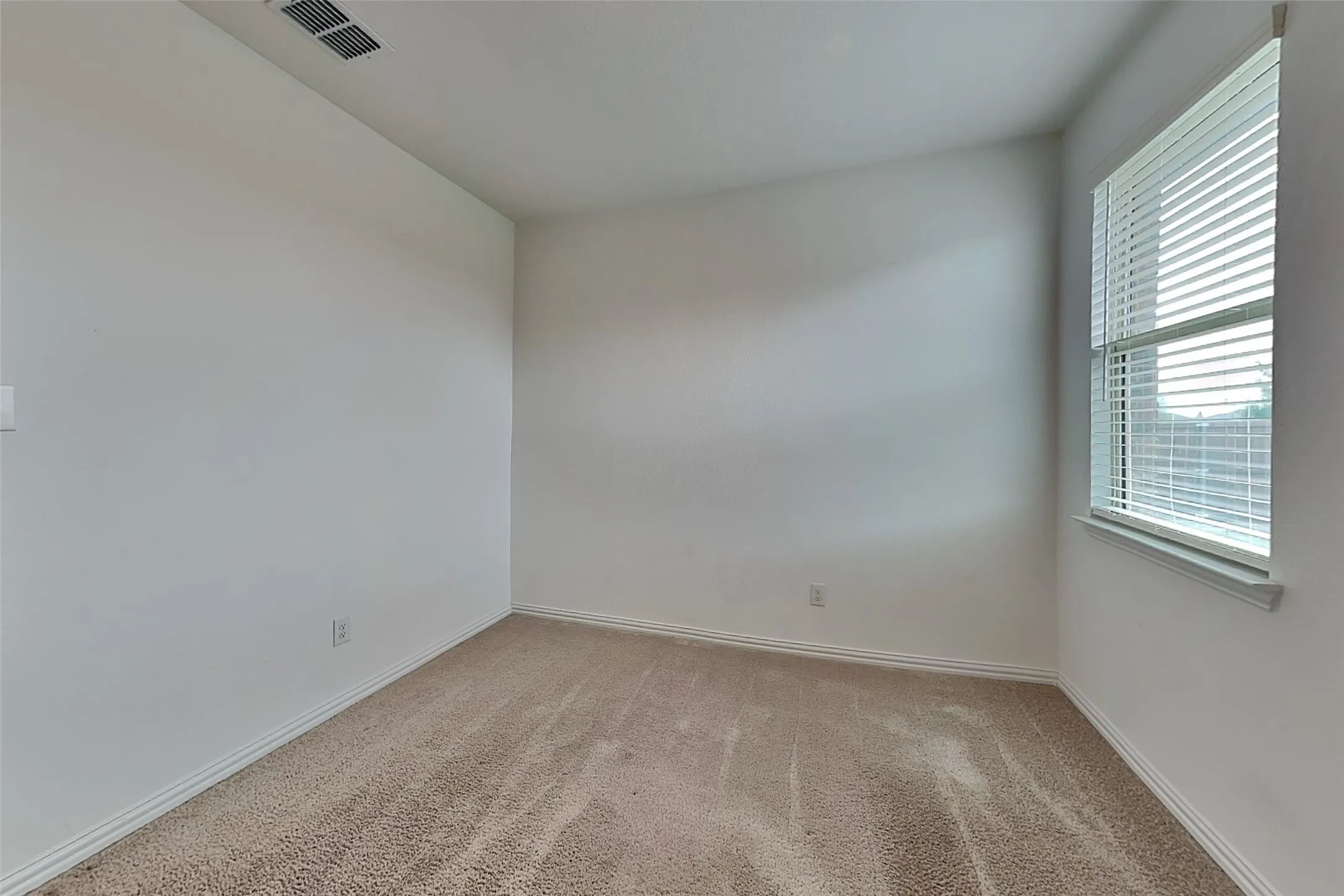 Single Family Residence For Rent in Denton County , 3409 Marino Drive, Little Elm, Texas 75068, 3 Bedroom, 2 Bathroom, 2 Garage spaces, 1,456 Sqft, built in 2023, mls#21407668, Real Estate Agent in Little Elm, Homes For Rent in Denton county, Homes For Rent in Little Elm, Realtor in Little Elm Texas, Real Estate Brokerage Independent Realty Texas, Luminita Cordes Realtor
