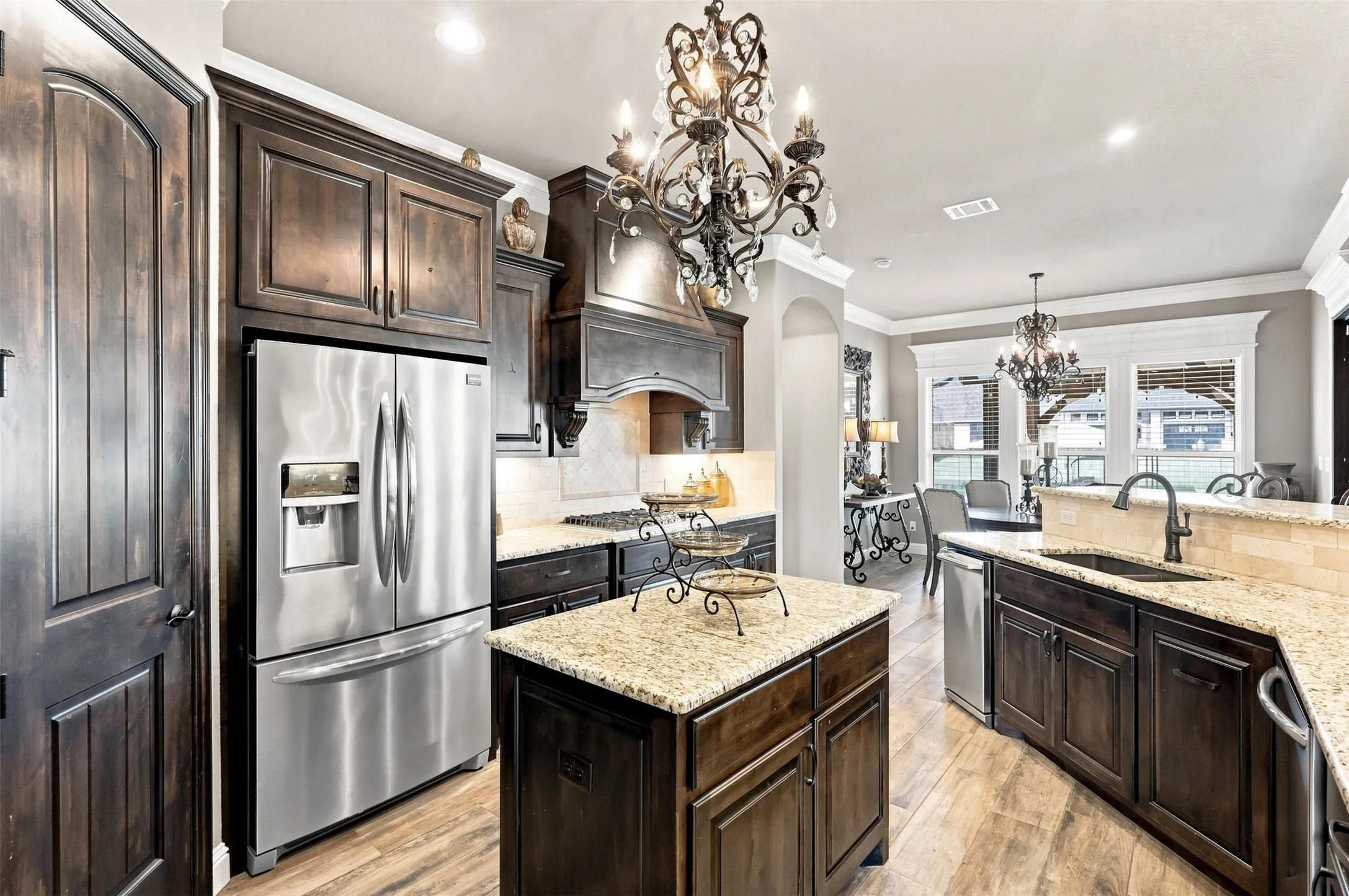 Single Family Residence For Sale in Hood County , 1601 Malibu Bay Court, Granbury, Texas 76048, 4 Bedroom, 4 Bathroom, 3 Garage spaces, 3,294 Sqft, built in 2017, mls#21407898, Real Estate Agent in Granbury, Homes For Sale in Hood county, Homes For Sale in Granbury, Realtor in Granbury Texas, Real Estate Brokerage Independent Realty Texas, Luminita Cordes Realtor