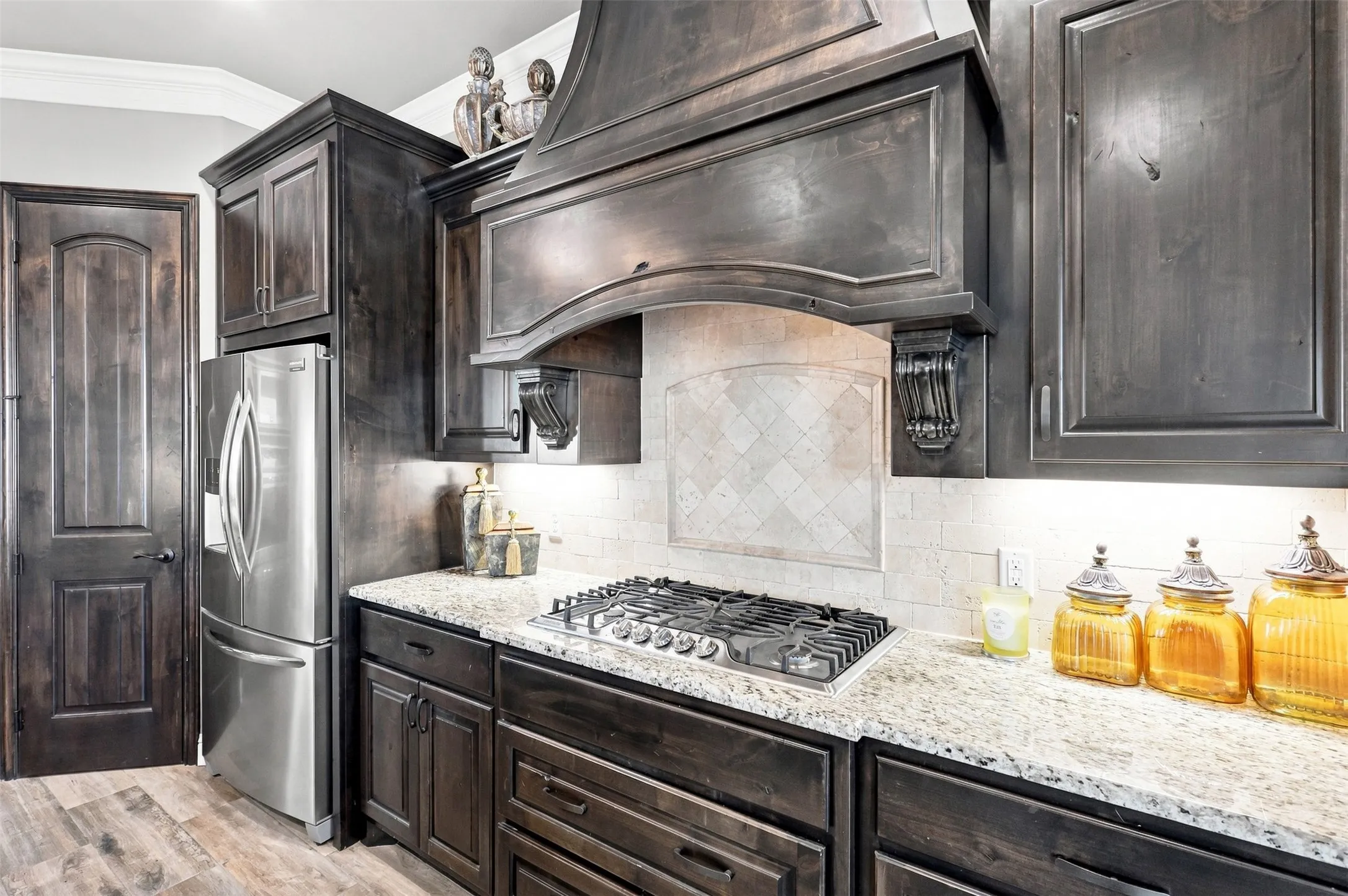 Single Family Residence For Sale in Hood County , 1601 Malibu Bay Court, Granbury, Texas 76048, 4 Bedroom, 4 Bathroom, 3 Garage spaces, 3,294 Sqft, built in 2017, mls#21407898, Real Estate Agent in Granbury, Homes For Sale in Hood county, Homes For Sale in Granbury, Realtor in Granbury Texas, Real Estate Brokerage Independent Realty Texas, Luminita Cordes Realtor