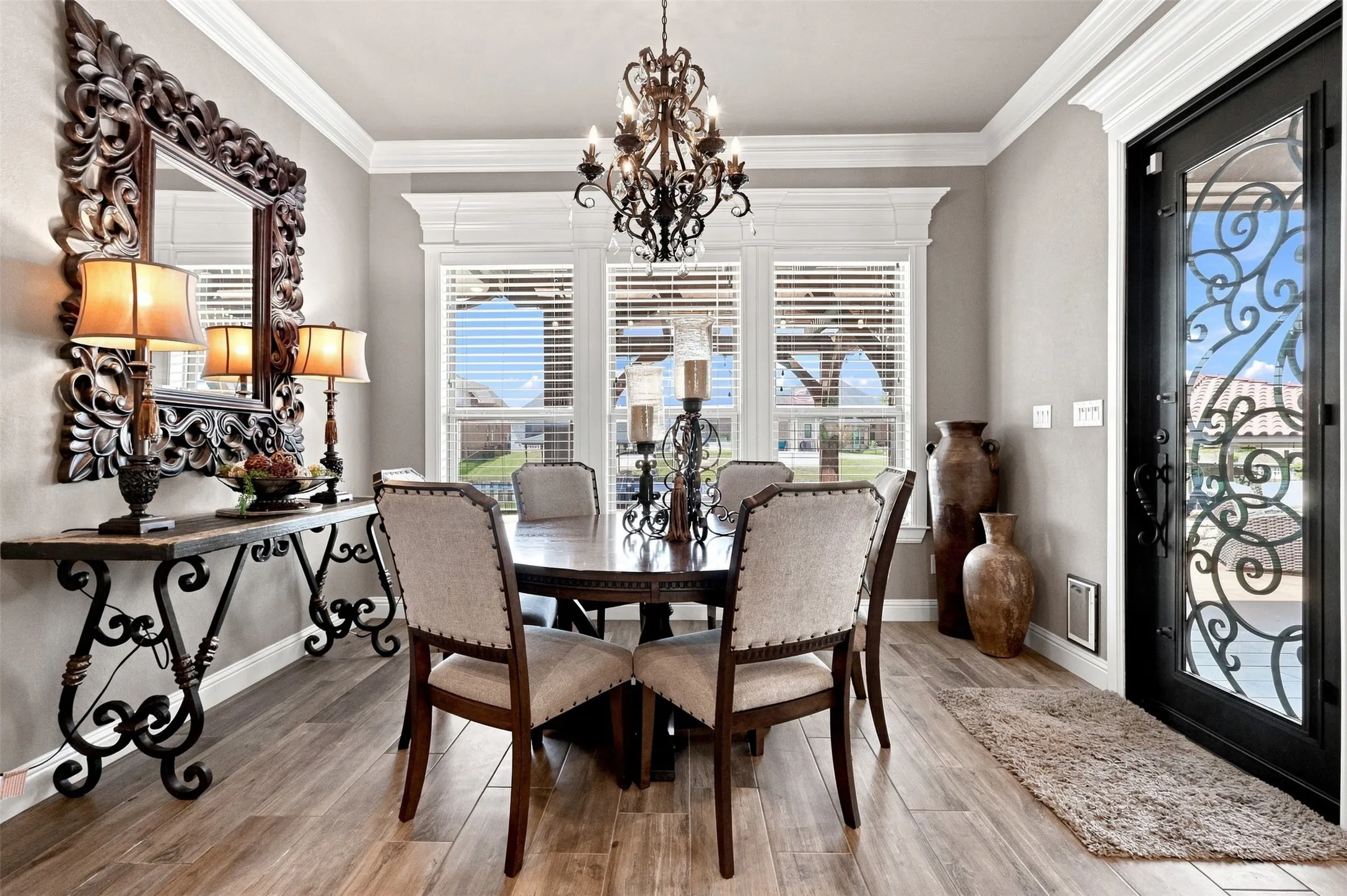 Single Family Residence For Sale in Hood County , 1601 Malibu Bay Court, Granbury, Texas 76048, 4 Bedroom, 4 Bathroom, 3 Garage spaces, 3,294 Sqft, built in 2017, mls#21407898, Real Estate Agent in Granbury, Homes For Sale in Hood county, Homes For Sale in Granbury, Realtor in Granbury Texas, Real Estate Brokerage Independent Realty Texas, Luminita Cordes Realtor