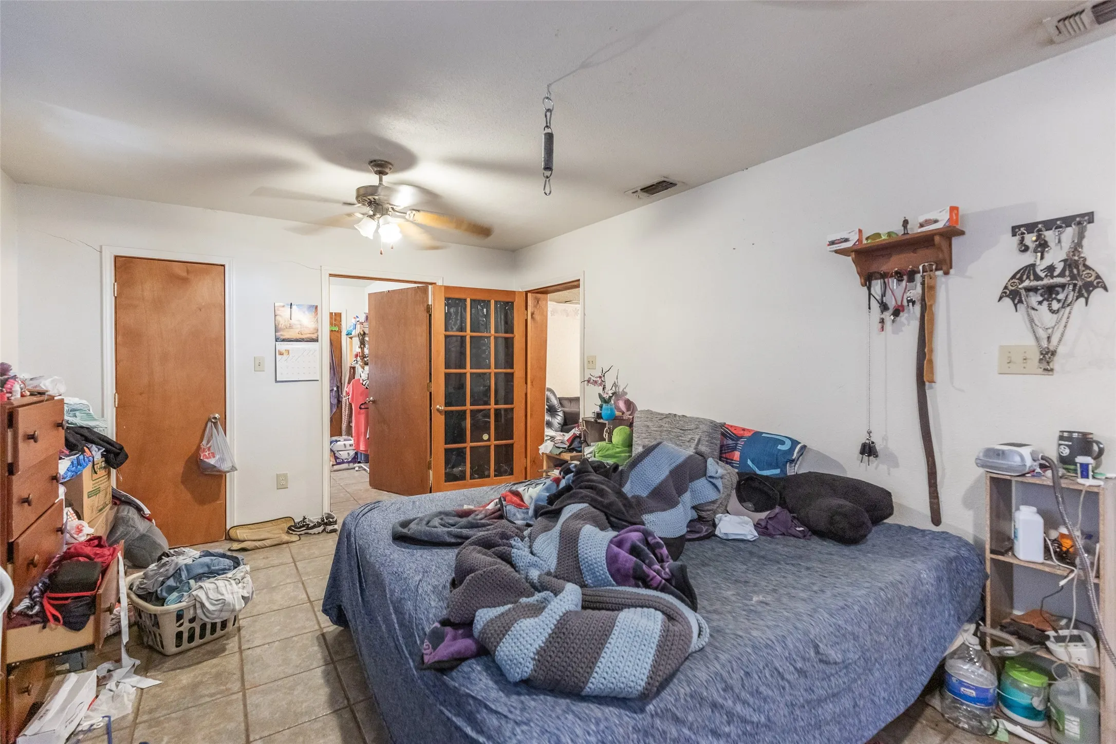 Single Family Residence For Sale in Taylor County , 1310 Cherry Street, Abilene, Texas 79602, 5 Bedroom, 2 Bathroom, Garage spaces, 2,051 Sqft, built in 1946, mls#21403503, Real Estate Agent in Abilene, Homes For Sale in Taylor county, Homes For Sale in Abilene, Realtor in Abilene Texas, Real Estate Brokerage Independent Realty Texas, Luminita Cordes Realtor