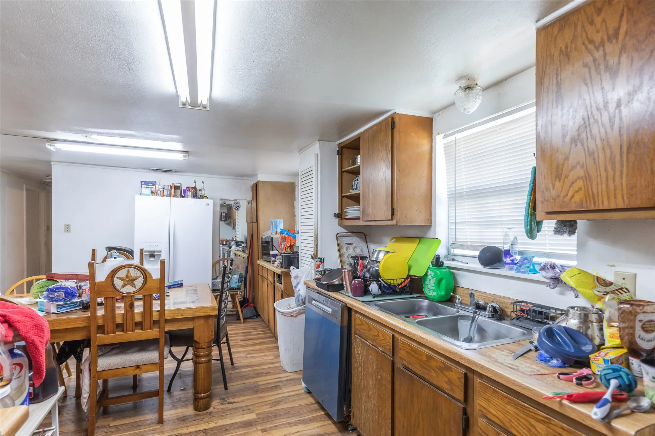 Single Family Residence For Sale in Taylor County , 1310 Cherry Street, Abilene, Texas 79602, 5 Bedroom, 2 Bathroom, Garage spaces, 2,051 Sqft, built in 1946, mls#21403503, Real Estate Agent in Abilene, Homes For Sale in Taylor county, Homes For Sale in Abilene, Realtor in Abilene Texas, Real Estate Brokerage Independent Realty Texas, Luminita Cordes Realtor