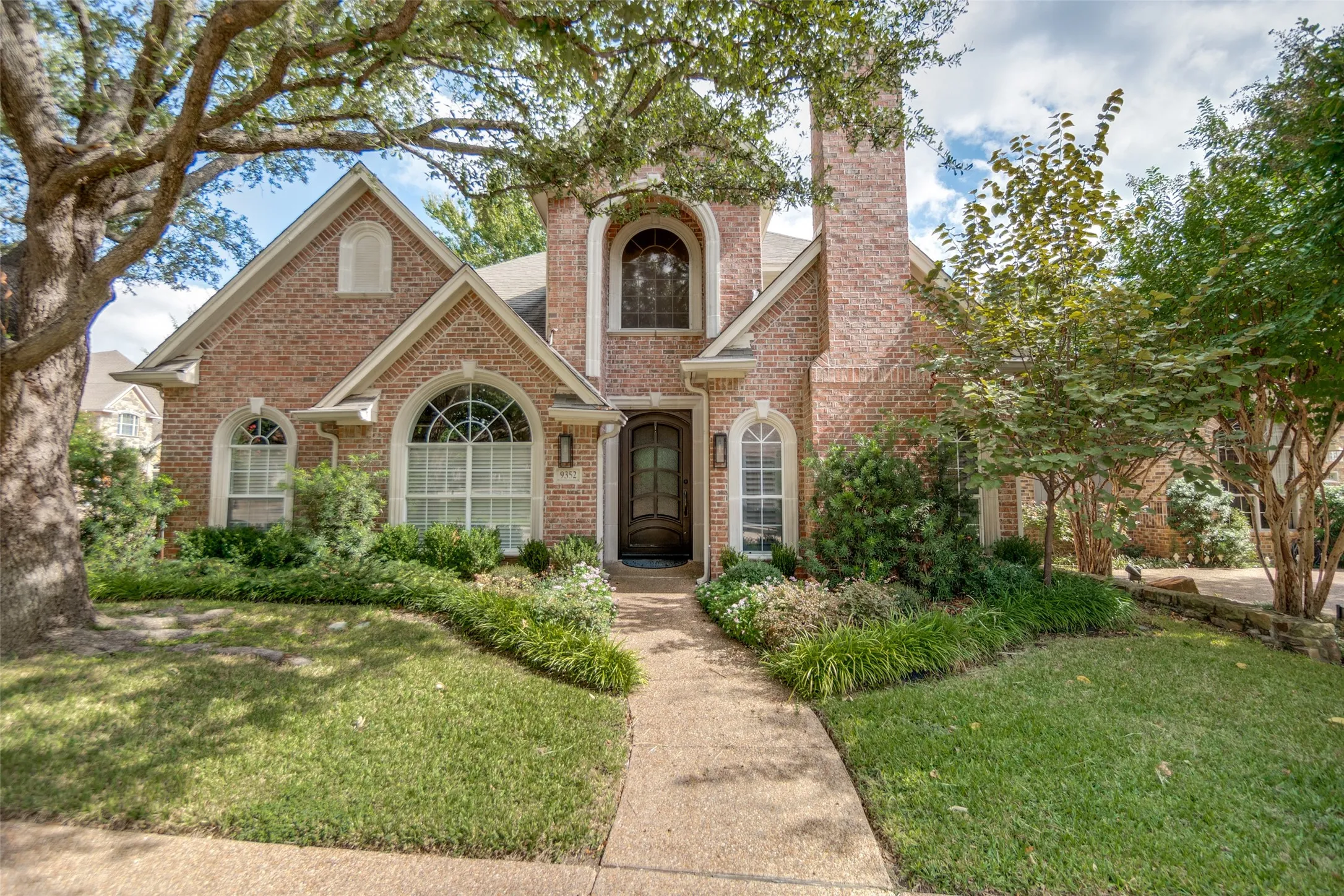 Single Family Residence For Sale