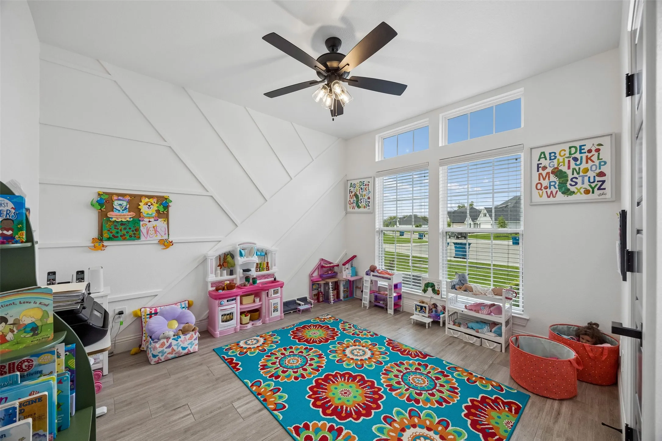 Single Family Residence For Sale in Parker County , 236 Belmont Drive, Willow Park, Texas 76087, 6 Bedroom, 4 Bathroom, 2 Garage spaces, 2,502 Sqft, built in 2022, mls#21405804, Real Estate Agent in Willow Park, Homes For Sale in Parker county, Homes For Sale in Willow Park, Realtor in Willow Park Texas, Real Estate Brokerage Independent Realty Texas, Luminita Cordes Realtor
