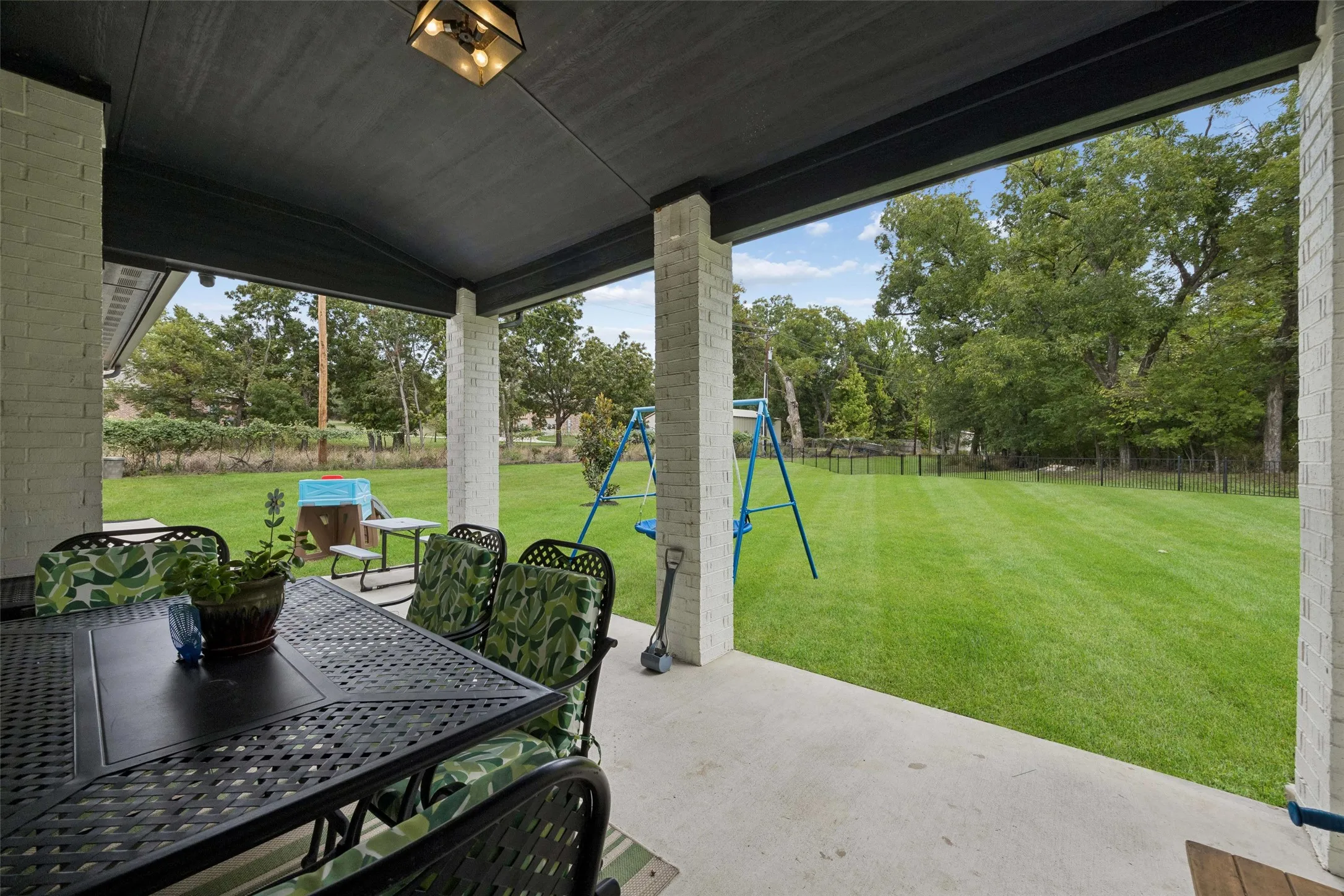 Single Family Residence For Sale in Parker County , 236 Belmont Drive, Willow Park, Texas 76087, 6 Bedroom, 4 Bathroom, 2 Garage spaces, 2,502 Sqft, built in 2022, mls#21405804, Real Estate Agent in Willow Park, Homes For Sale in Parker county, Homes For Sale in Willow Park, Realtor in Willow Park Texas, Real Estate Brokerage Independent Realty Texas, Luminita Cordes Realtor