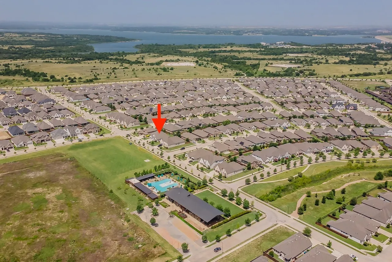 Located steps from Tavolo Park HOA Private Amenities
