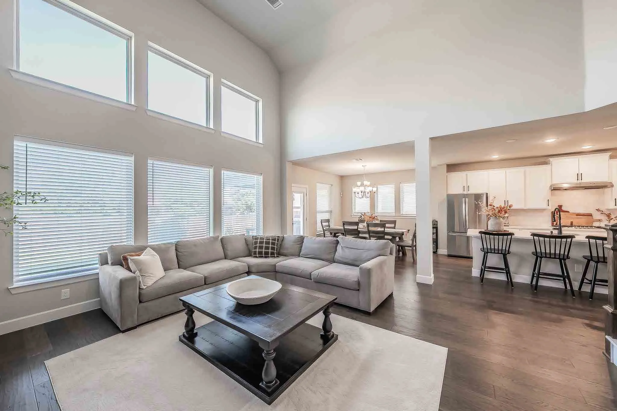 Single Family Residence For Sale in Tarrant County , 6220 Tavolo Parkway, Fort Worth, Texas 76123, 4 Bedroom, 4 Bathroom, 3 Garage spaces, 3,330 Sqft, built in 2020, mls#21407778, Real Estate Agent in Fort Worth, Homes For Sale in Tarrant county, Homes For Sale in Fort Worth, Realtor in Fort Worth Texas, Real Estate Brokerage Independent Realty Texas, Luminita Cordes Realtor