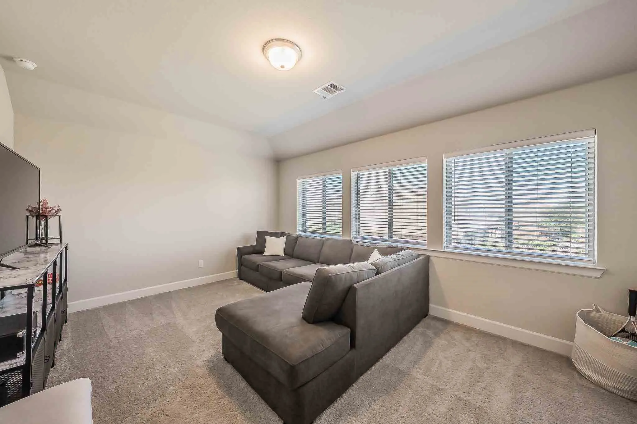 Upstairs Bonus Room