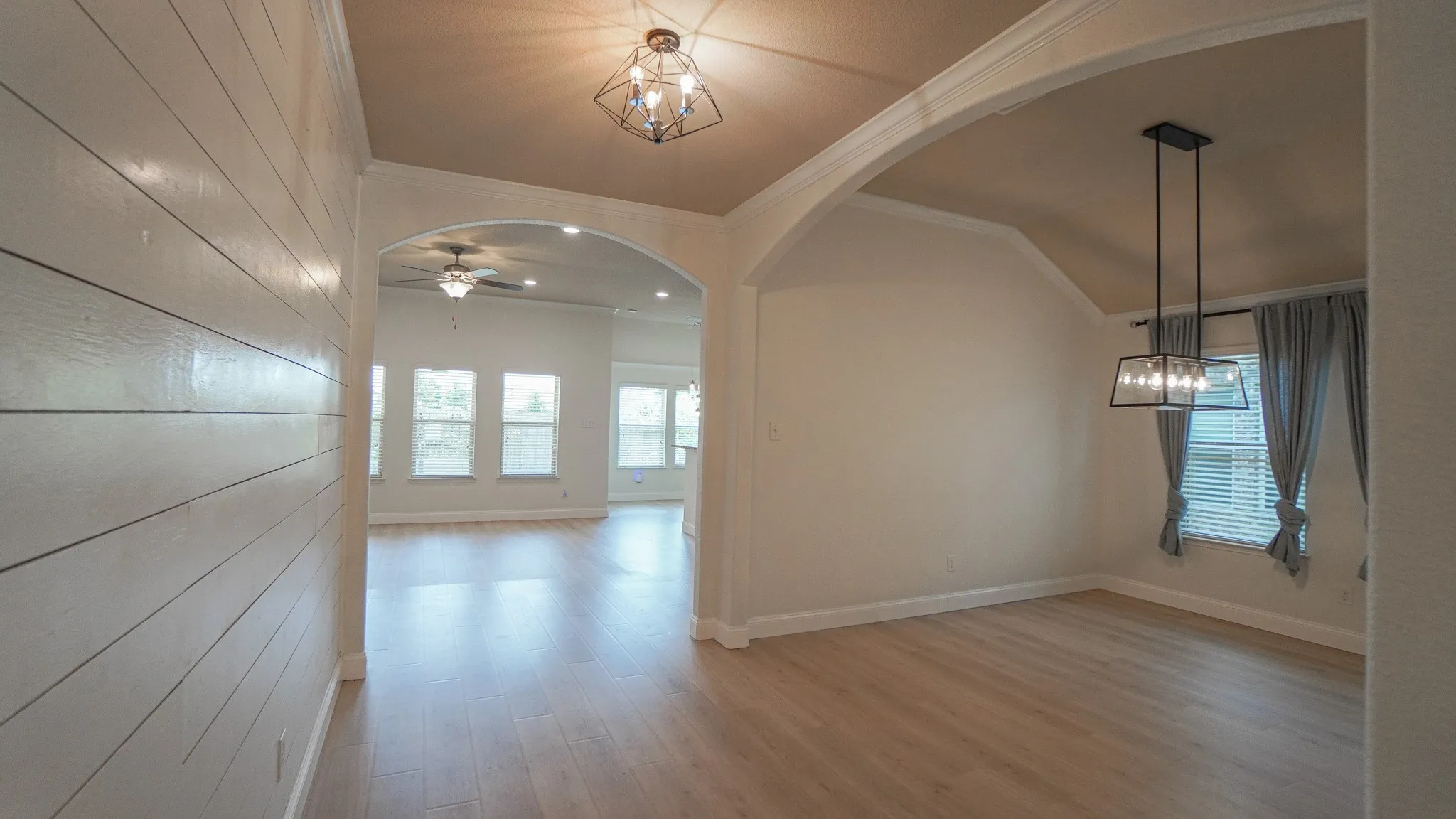 Single Family Residence For Rent in Rockwall County , 239 Oxford Drive, Fate, Texas 75189, 4 Bedroom, 3 Bathroom, 2 Garage spaces, 2,380 Sqft, built in 2016, mls#21407129, Real Estate Agent in Fate, Homes For Rent in Rockwall county, Homes For Rent in Fate, Realtor in Fate Texas, Real Estate Brokerage Independent Realty Texas, Luminita Cordes Realtor