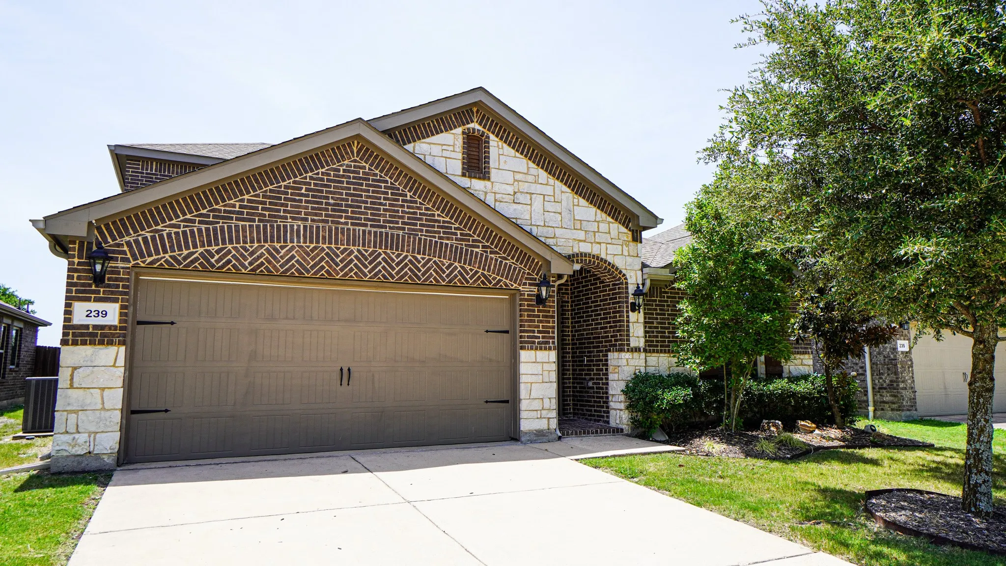 Single Family Residence For Rent