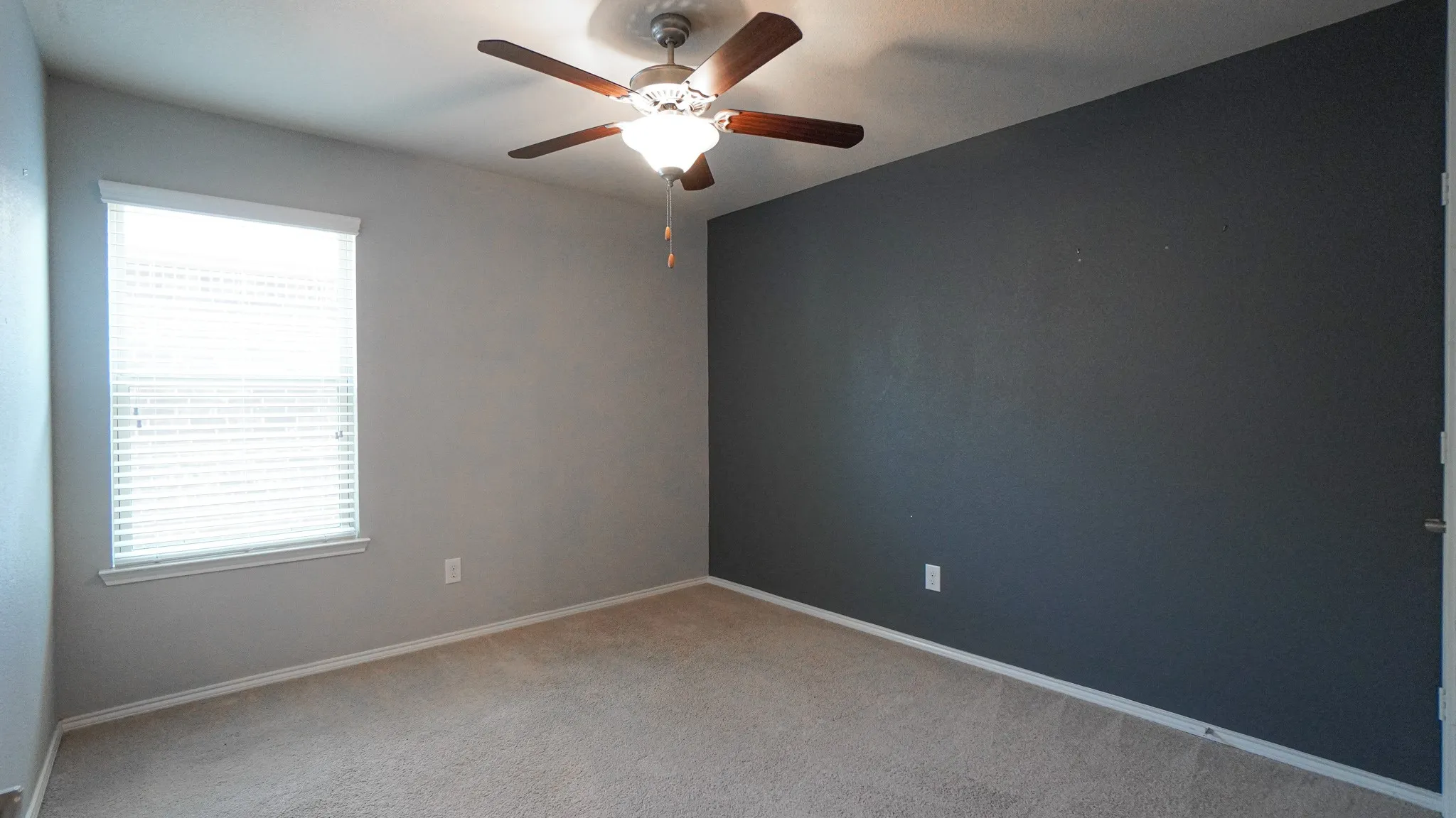 Single Family Residence For Rent in Rockwall County , 239 Oxford Drive, Fate, Texas 75189, 4 Bedroom, 3 Bathroom, 2 Garage spaces, 2,380 Sqft, built in 2016, mls#21407129, Real Estate Agent in Fate, Homes For Rent in Rockwall county, Homes For Rent in Fate, Realtor in Fate Texas, Real Estate Brokerage Independent Realty Texas, Luminita Cordes Realtor