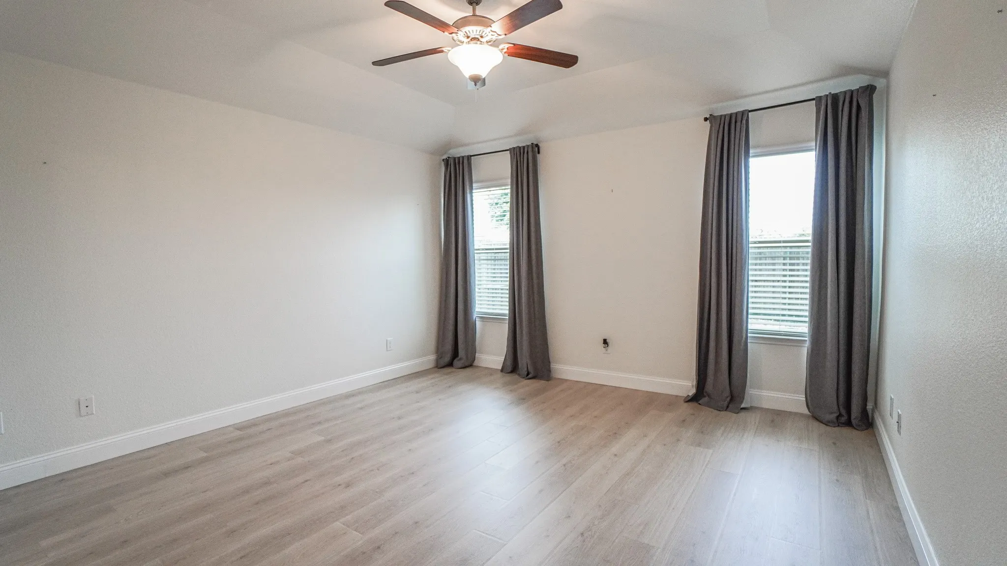 Single Family Residence For Rent in Rockwall County , 239 Oxford Drive, Fate, Texas 75189, 4 Bedroom, 3 Bathroom, 2 Garage spaces, 2,380 Sqft, built in 2016, mls#21407129, Real Estate Agent in Fate, Homes For Rent in Rockwall county, Homes For Rent in Fate, Realtor in Fate Texas, Real Estate Brokerage Independent Realty Texas, Luminita Cordes Realtor