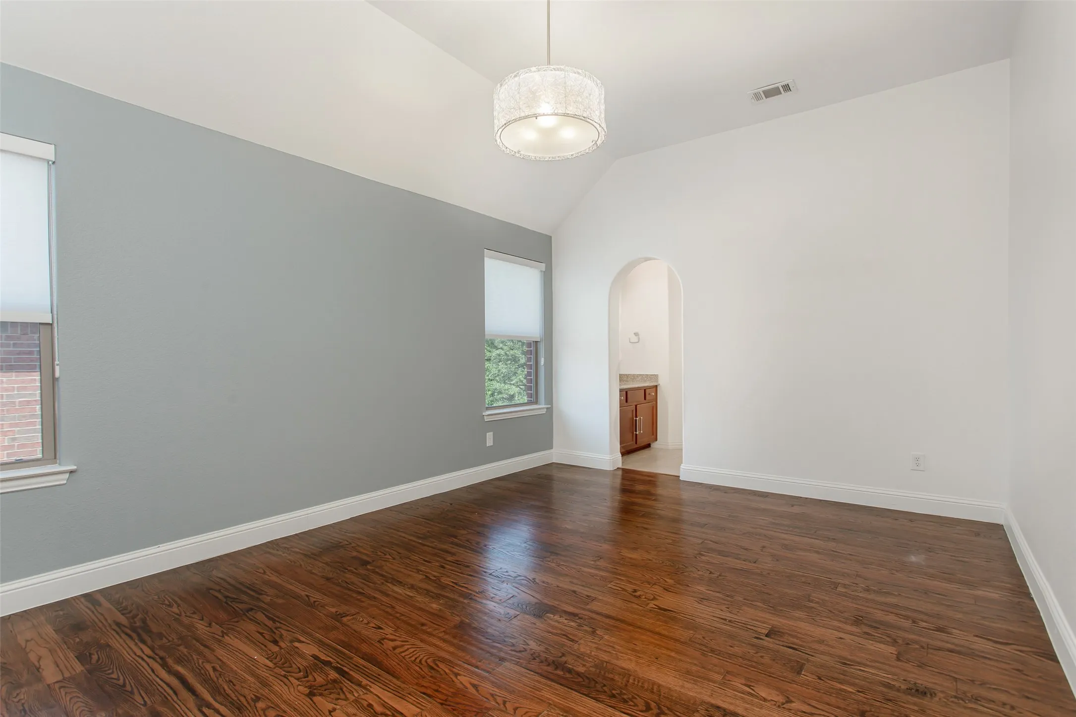 Single Family Residence For Rent in Denton County , 7417 Hidden Cove Lane, Frisco, Texas 75034, 6 Bedroom, 6 Bathroom, 2 Garage spaces, 4,715 Sqft, built in 2011, mls#21407960, Real Estate Agent in Frisco, Homes For Rent in Denton county, Homes For Rent in Frisco, Realtor in Frisco Texas, Real Estate Brokerage Independent Realty Texas, Luminita Cordes Realtor