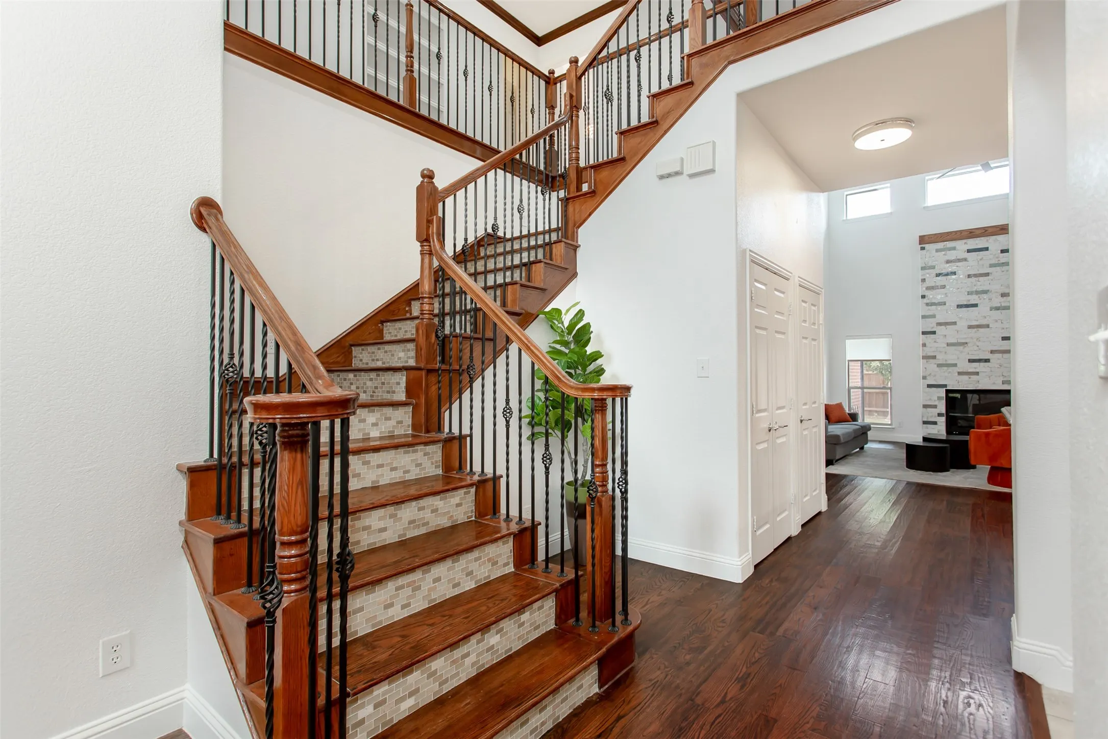 Single Family Residence For Rent in Denton County , 7417 Hidden Cove Lane, Frisco, Texas 75034, 6 Bedroom, 6 Bathroom, 2 Garage spaces, 4,715 Sqft, built in 2011, mls#21407960, Real Estate Agent in Frisco, Homes For Rent in Denton county, Homes For Rent in Frisco, Realtor in Frisco Texas, Real Estate Brokerage Independent Realty Texas, Luminita Cordes Realtor