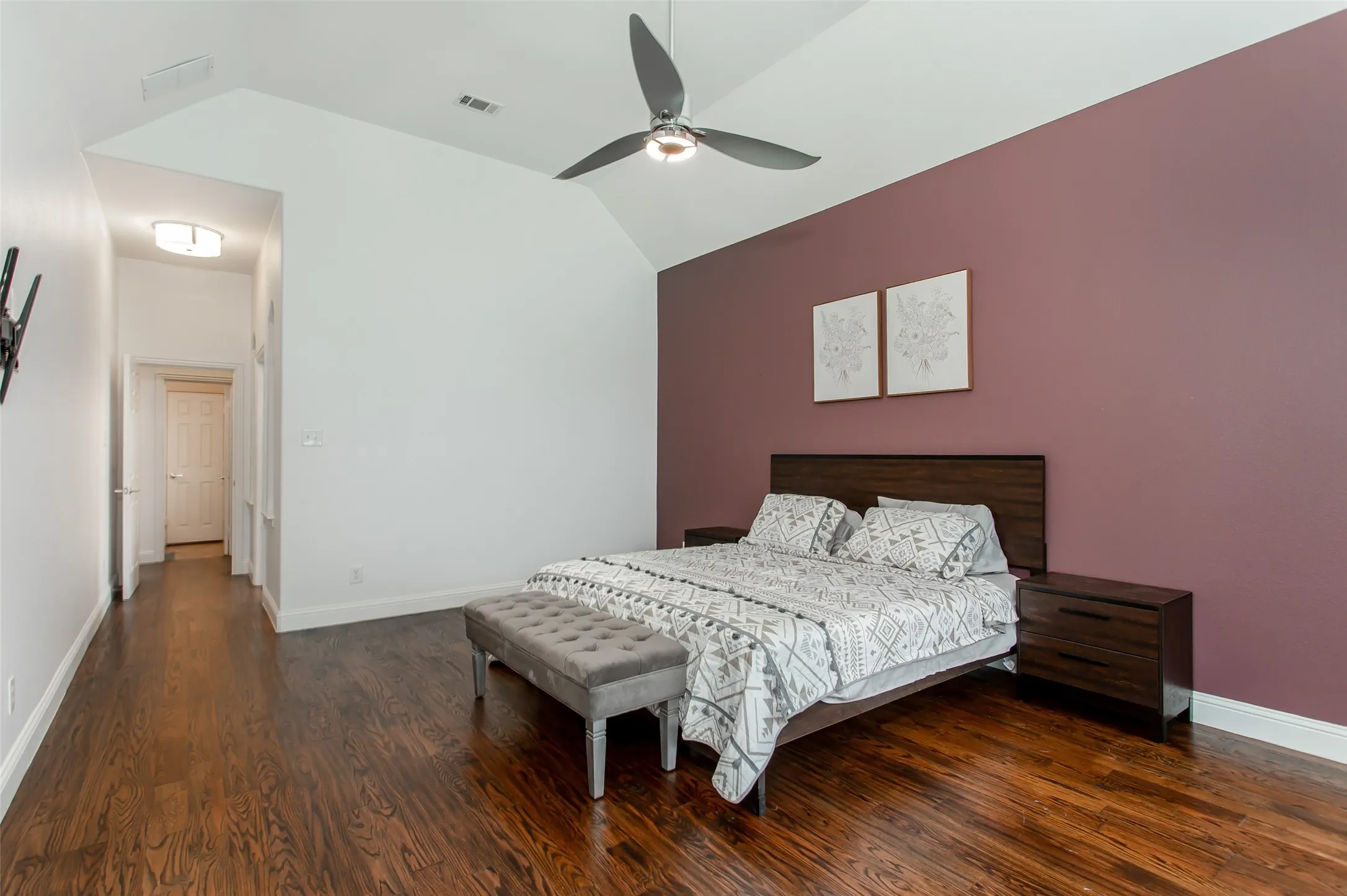 Single Family Residence For Rent in Denton County , 7417 Hidden Cove Lane, Frisco, Texas 75034, 6 Bedroom, 6 Bathroom, 2 Garage spaces, 4,715 Sqft, built in 2011, mls#21407960, Real Estate Agent in Frisco, Homes For Rent in Denton county, Homes For Rent in Frisco, Realtor in Frisco Texas, Real Estate Brokerage Independent Realty Texas, Luminita Cordes Realtor