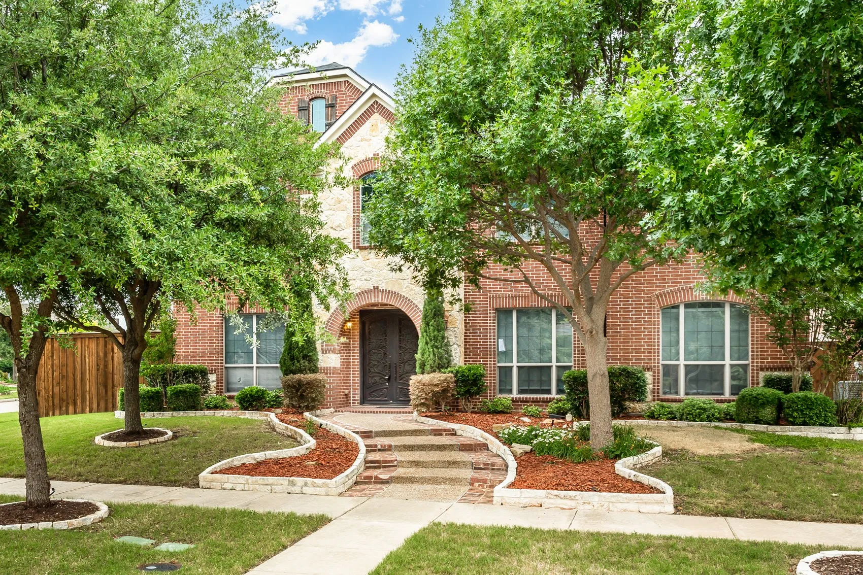 Single Family Residence For Rent in Denton County , 7417 Hidden Cove Lane, Frisco, Texas 75034, 6 Bedroom, 6 Bathroom, 2 Garage spaces, 4,715 Sqft, built in 2011, mls#21407960, Real Estate Agent in Frisco, Homes For Rent in Denton county, Homes For Rent in Frisco, Realtor in Frisco Texas, Real Estate Brokerage Independent Realty Texas, Luminita Cordes Realtor