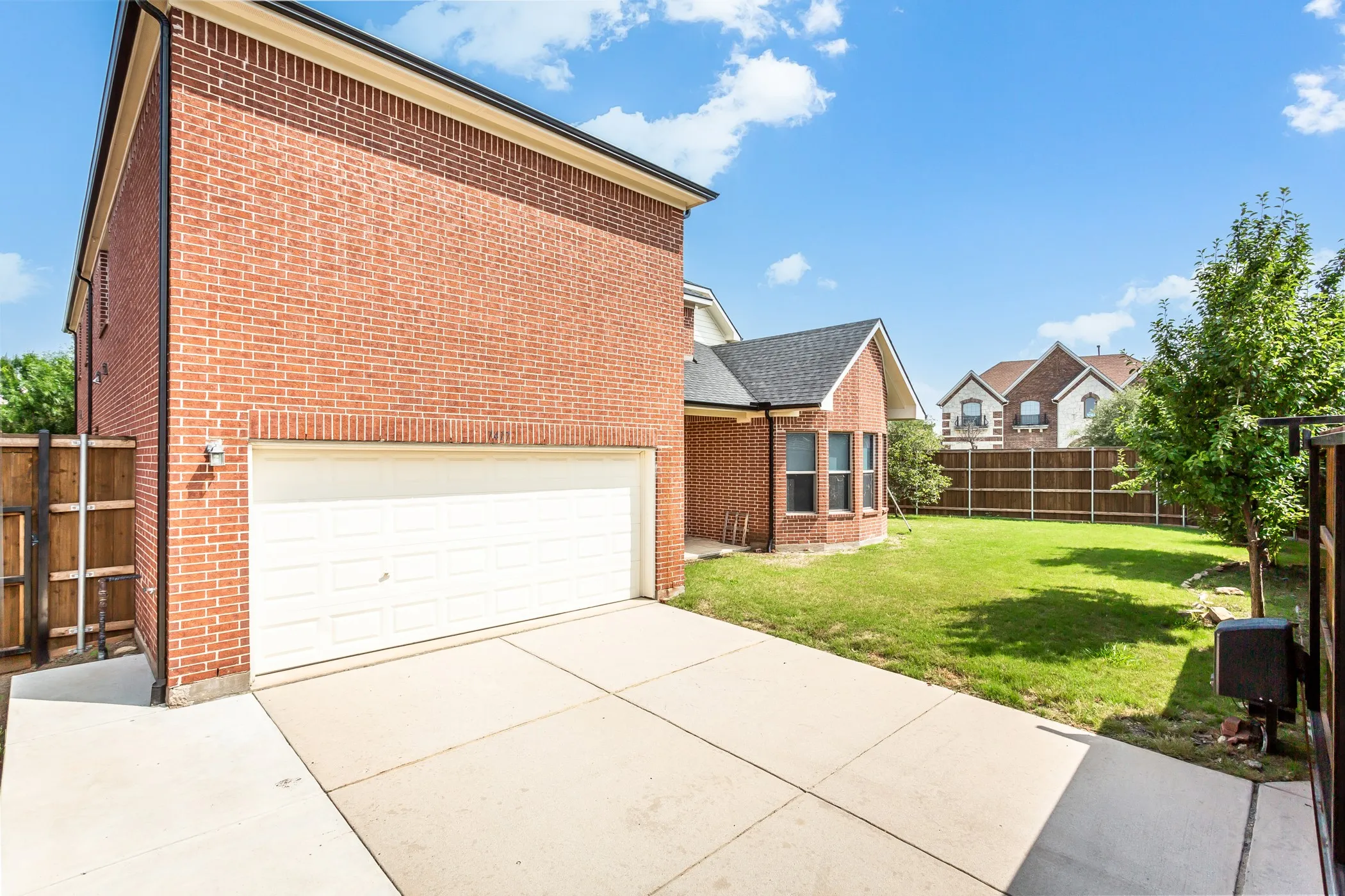 Single Family Residence For Rent in Denton County , 7417 Hidden Cove Lane, Frisco, Texas 75034, 6 Bedroom, 6 Bathroom, 2 Garage spaces, 4,715 Sqft, built in 2011, mls#21407960, Real Estate Agent in Frisco, Homes For Rent in Denton county, Homes For Rent in Frisco, Realtor in Frisco Texas, Real Estate Brokerage Independent Realty Texas, Luminita Cordes Realtor