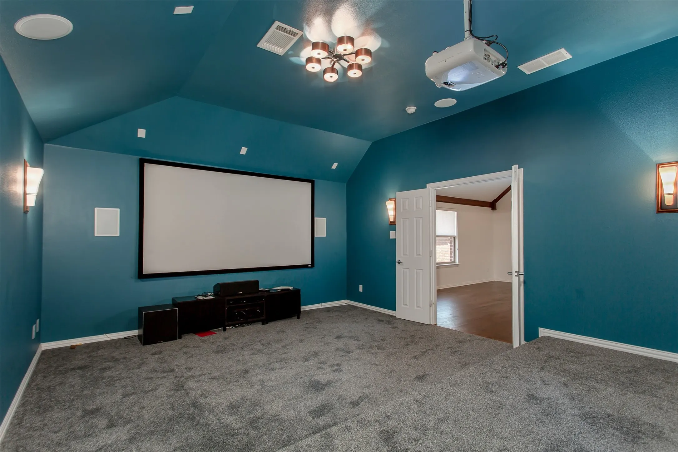 Single Family Residence For Rent in Denton County , 7417 Hidden Cove Lane, Frisco, Texas 75034, 6 Bedroom, 6 Bathroom, 2 Garage spaces, 4,715 Sqft, built in 2011, mls#21407960, Real Estate Agent in Frisco, Homes For Rent in Denton county, Homes For Rent in Frisco, Realtor in Frisco Texas, Real Estate Brokerage Independent Realty Texas, Luminita Cordes Realtor