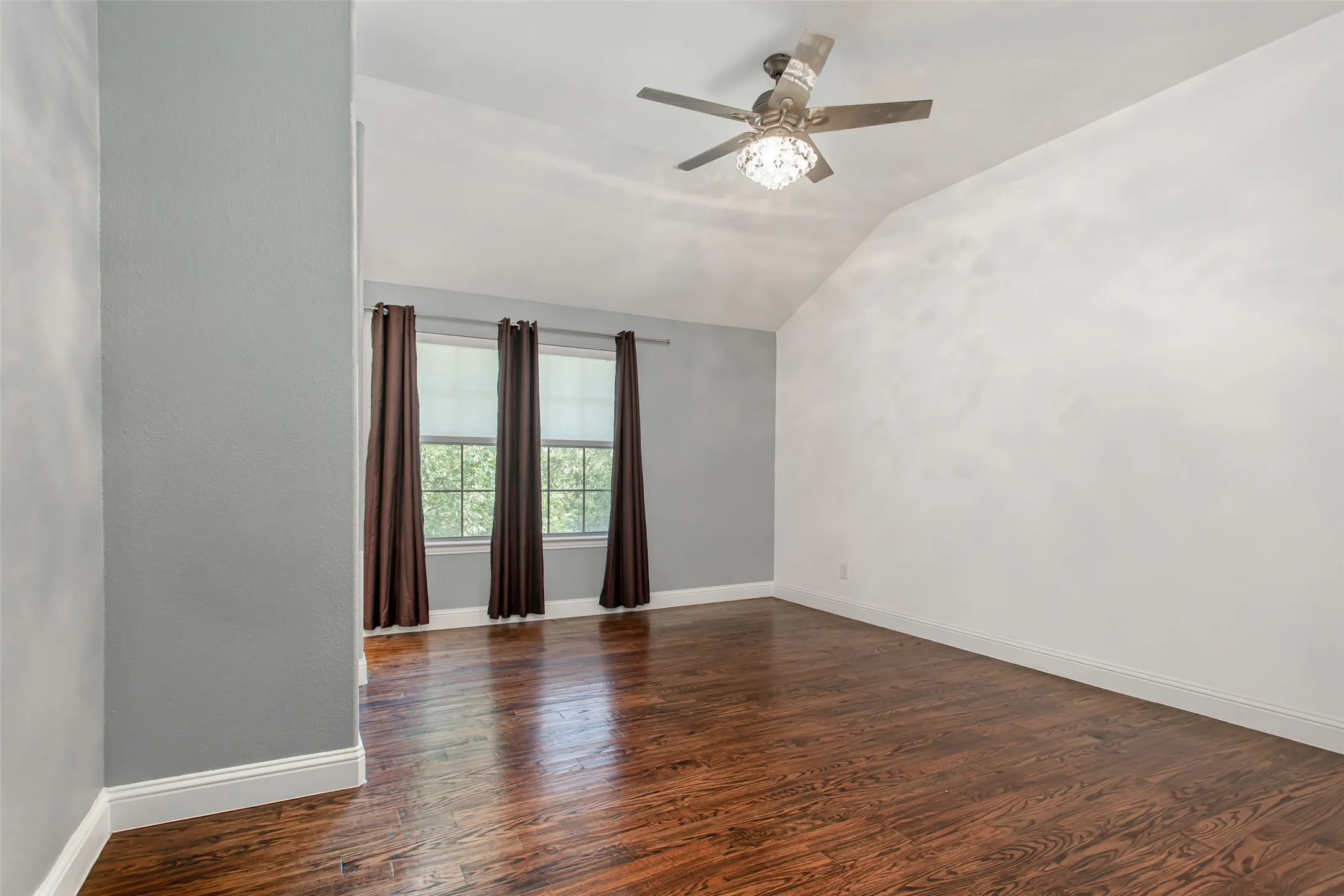 Single Family Residence For Rent in Denton County , 7417 Hidden Cove Lane, Frisco, Texas 75034, 6 Bedroom, 6 Bathroom, 2 Garage spaces, 4,715 Sqft, built in 2011, mls#21407960, Real Estate Agent in Frisco, Homes For Rent in Denton county, Homes For Rent in Frisco, Realtor in Frisco Texas, Real Estate Brokerage Independent Realty Texas, Luminita Cordes Realtor