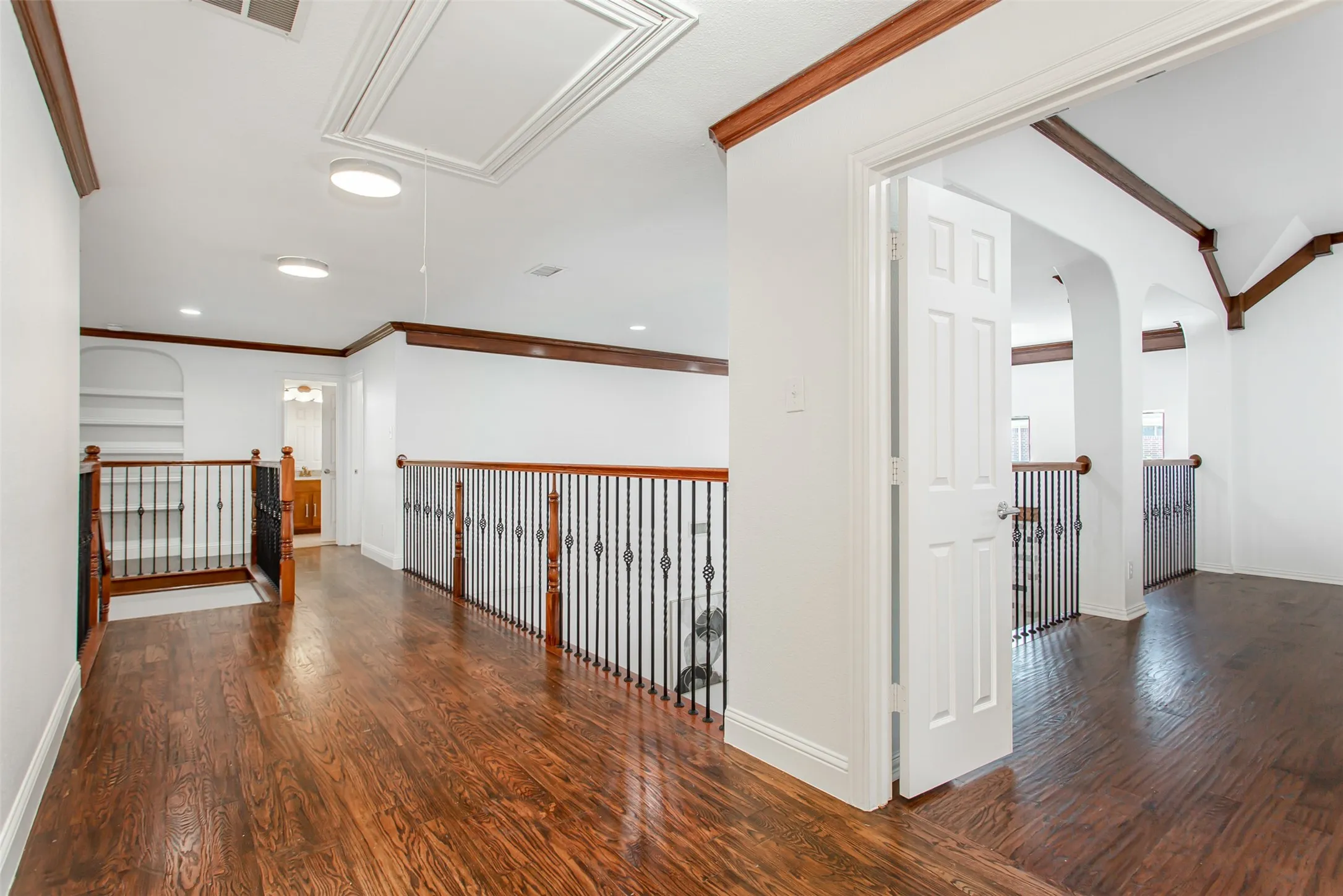 Single Family Residence For Rent in Denton County , 7417 Hidden Cove Lane, Frisco, Texas 75034, 6 Bedroom, 6 Bathroom, 2 Garage spaces, 4,715 Sqft, built in 2011, mls#21407960, Real Estate Agent in Frisco, Homes For Rent in Denton county, Homes For Rent in Frisco, Realtor in Frisco Texas, Real Estate Brokerage Independent Realty Texas, Luminita Cordes Realtor
