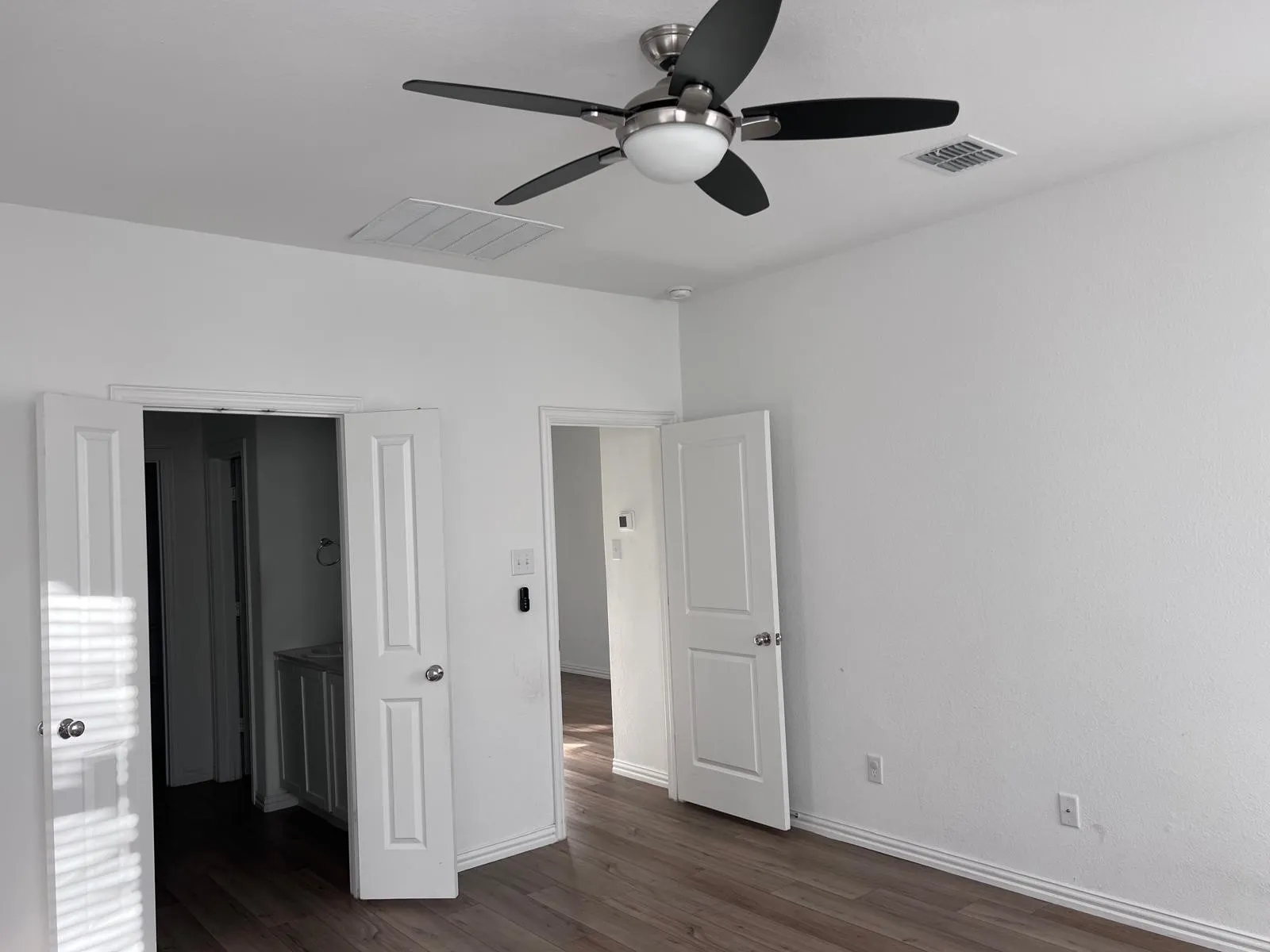 Single Family Residence For Rent in Denton County , 3505 Triumph Drive, Denton, Texas 76207, 4 Bedroom, 2 Bathroom, 2 Garage spaces, 1,838 Sqft, built in 2022, mls#21407970, Real Estate Agent in Denton, Homes For Rent in Denton county, Homes For Rent in Denton, Realtor in Denton Texas, Real Estate Brokerage Independent Realty Texas, Luminita Cordes Realtor