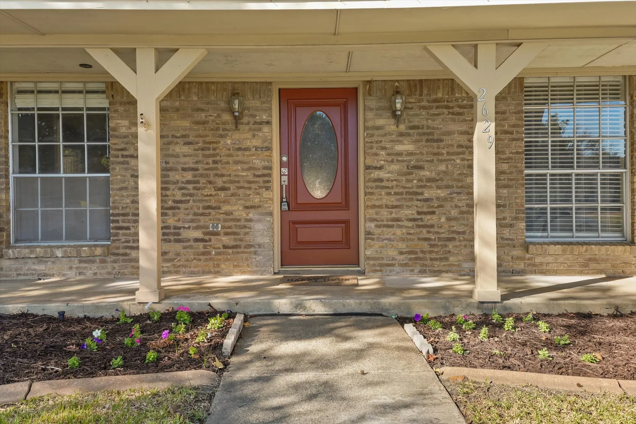 Single Family Residence For Sale in Collin County , 2629 Kimberly Court, Plano, Texas 75075, 4 Bedroom, 3 Bathroom, 2 Garage spaces, 2,564 Sqft, built in 1973, mls#21407097, Real Estate Agent in Plano, Homes For Sale in Collin county, Homes For Sale in Plano, Realtor in Plano Texas, Real Estate Brokerage Independent Realty Texas, Luminita Cordes Realtor