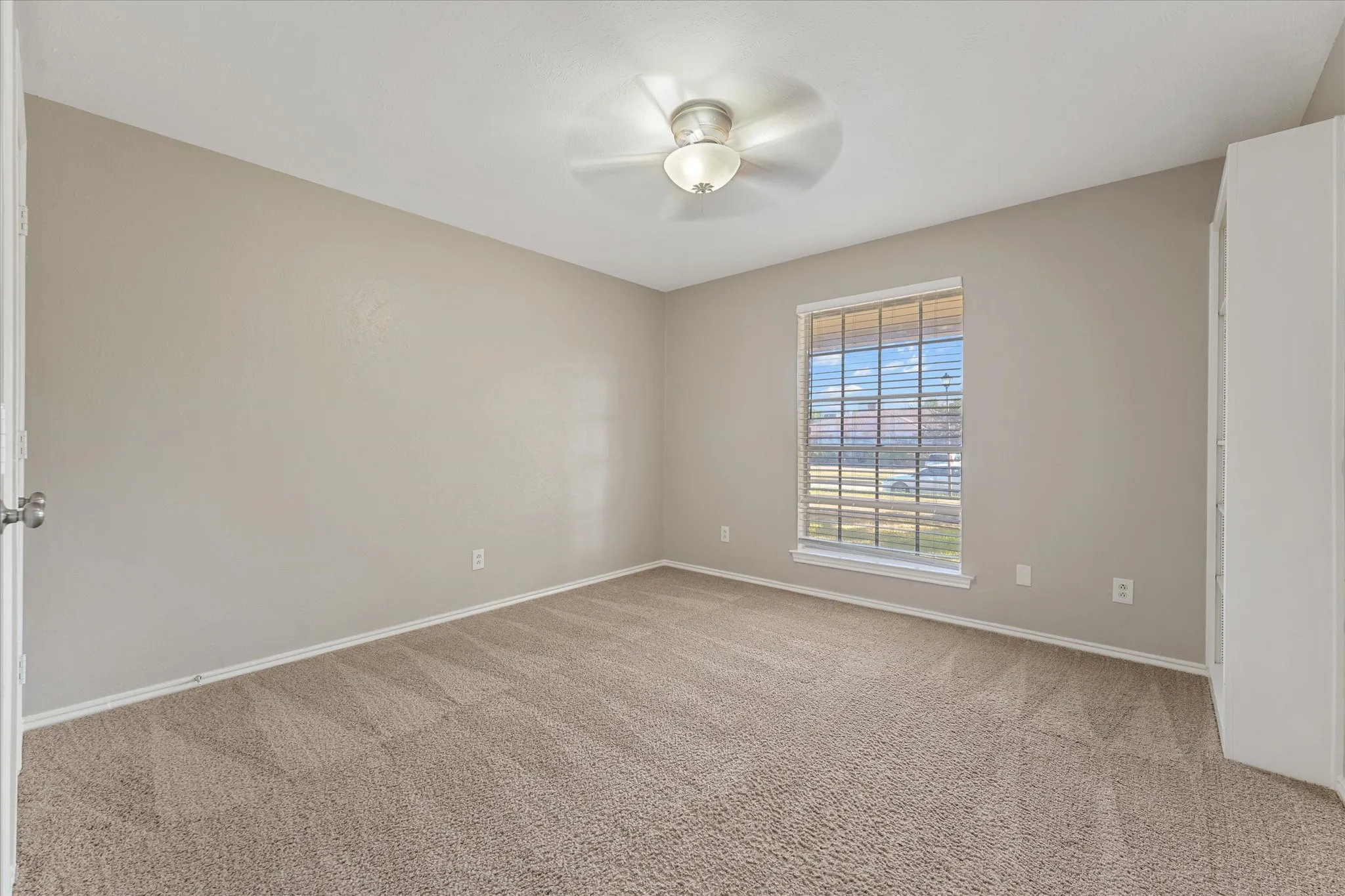 Single Family Residence For Sale in Collin County , 2629 Kimberly Court, Plano, Texas 75075, 4 Bedroom, 3 Bathroom, 2 Garage spaces, 2,564 Sqft, built in 1973, mls#21407097, Real Estate Agent in Plano, Homes For Sale in Collin county, Homes For Sale in Plano, Realtor in Plano Texas, Real Estate Brokerage Independent Realty Texas, Luminita Cordes Realtor
