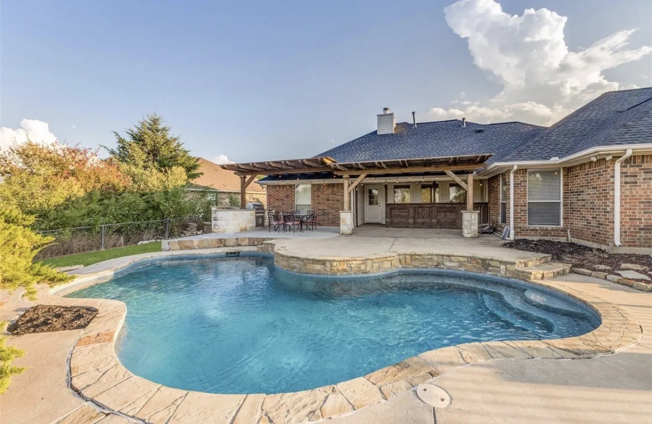 Single Family Residence For Sale
