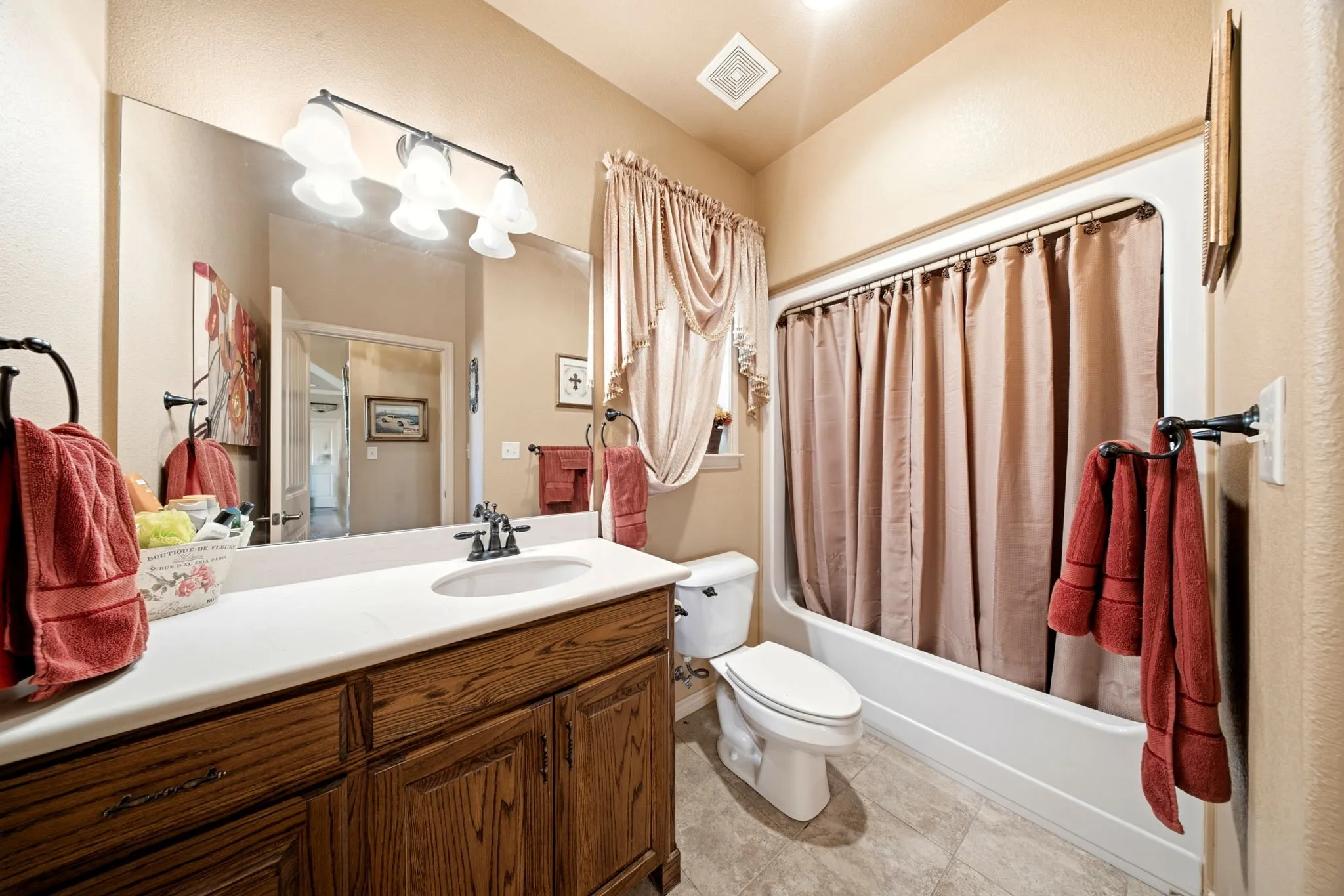 Single Family Residence For Sale in Denton County , 12411 Strittmatter Road, Pilot Point, Texas 76258, 3 Bedroom, 2 Bathroom, 2 Garage spaces, 2,507 Sqft, built in 2012, mls#21407790, Real Estate Agent in Pilot Point, Homes For Sale in Denton county, Homes For Sale in Pilot Point, Realtor in Pilot Point Texas, Real Estate Brokerage Independent Realty Texas, Luminita Cordes Realtor
