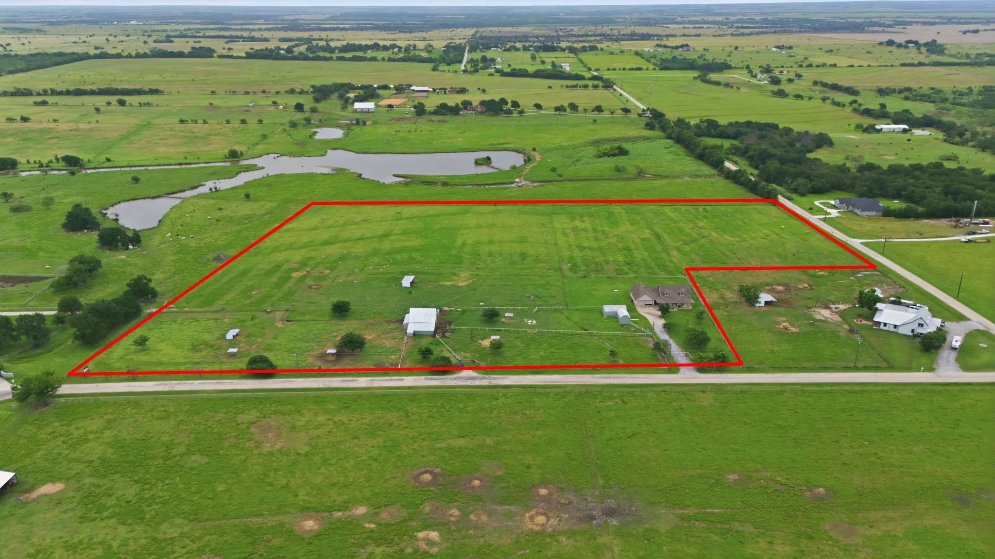 Single Family Residence For Sale in Denton County , 12411 Strittmatter Road, Pilot Point, Texas 76258, 3 Bedroom, 2 Bathroom, 2 Garage spaces, 2,507 Sqft, built in 2012, mls#21407790, Real Estate Agent in Pilot Point, Homes For Sale in Denton county, Homes For Sale in Pilot Point, Realtor in Pilot Point Texas, Real Estate Brokerage Independent Realty Texas, Luminita Cordes Realtor