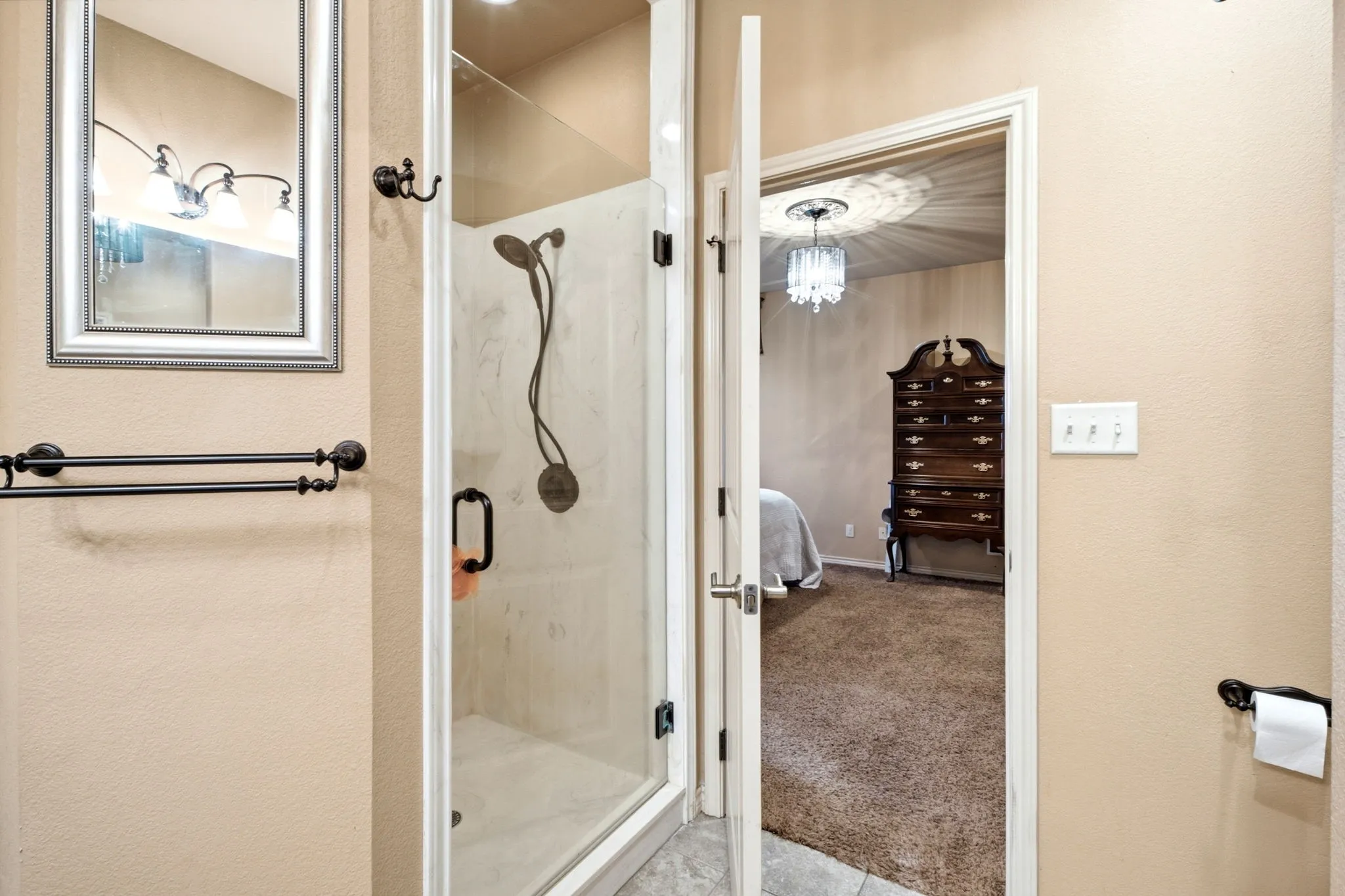 Single Family Residence For Sale in Denton County , 12411 Strittmatter Road, Pilot Point, Texas 76258, 3 Bedroom, 2 Bathroom, 2 Garage spaces, 2,507 Sqft, built in 2012, mls#21407790, Real Estate Agent in Pilot Point, Homes For Sale in Denton county, Homes For Sale in Pilot Point, Realtor in Pilot Point Texas, Real Estate Brokerage Independent Realty Texas, Luminita Cordes Realtor