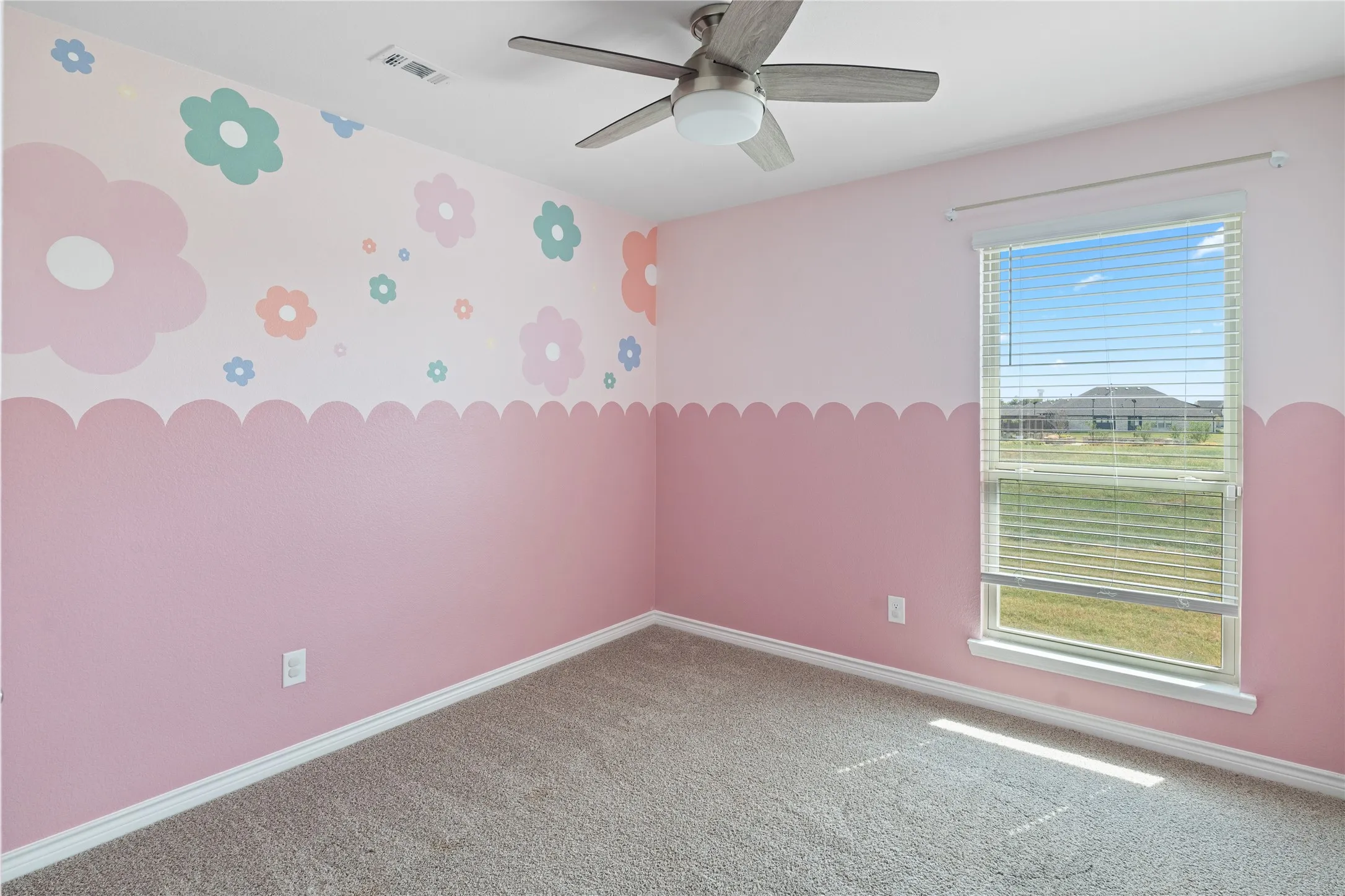 Single Family Residence For Sale in Collin County , 830 Creekview Lane, Lavon, Texas 75166, 4 Bedroom, 2 Bathroom, 2 Garage spaces, 1,861 Sqft, built in 2023, mls#21396899, Real Estate Agent in Lavon, Homes For Sale in Collin county, Homes For Sale in Lavon, Realtor in Lavon Texas, Real Estate Brokerage Independent Realty Texas, Luminita Cordes Realtor