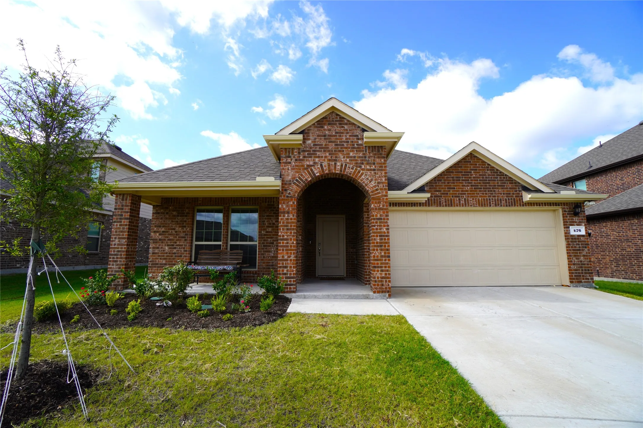 Single Family Residence For Rent