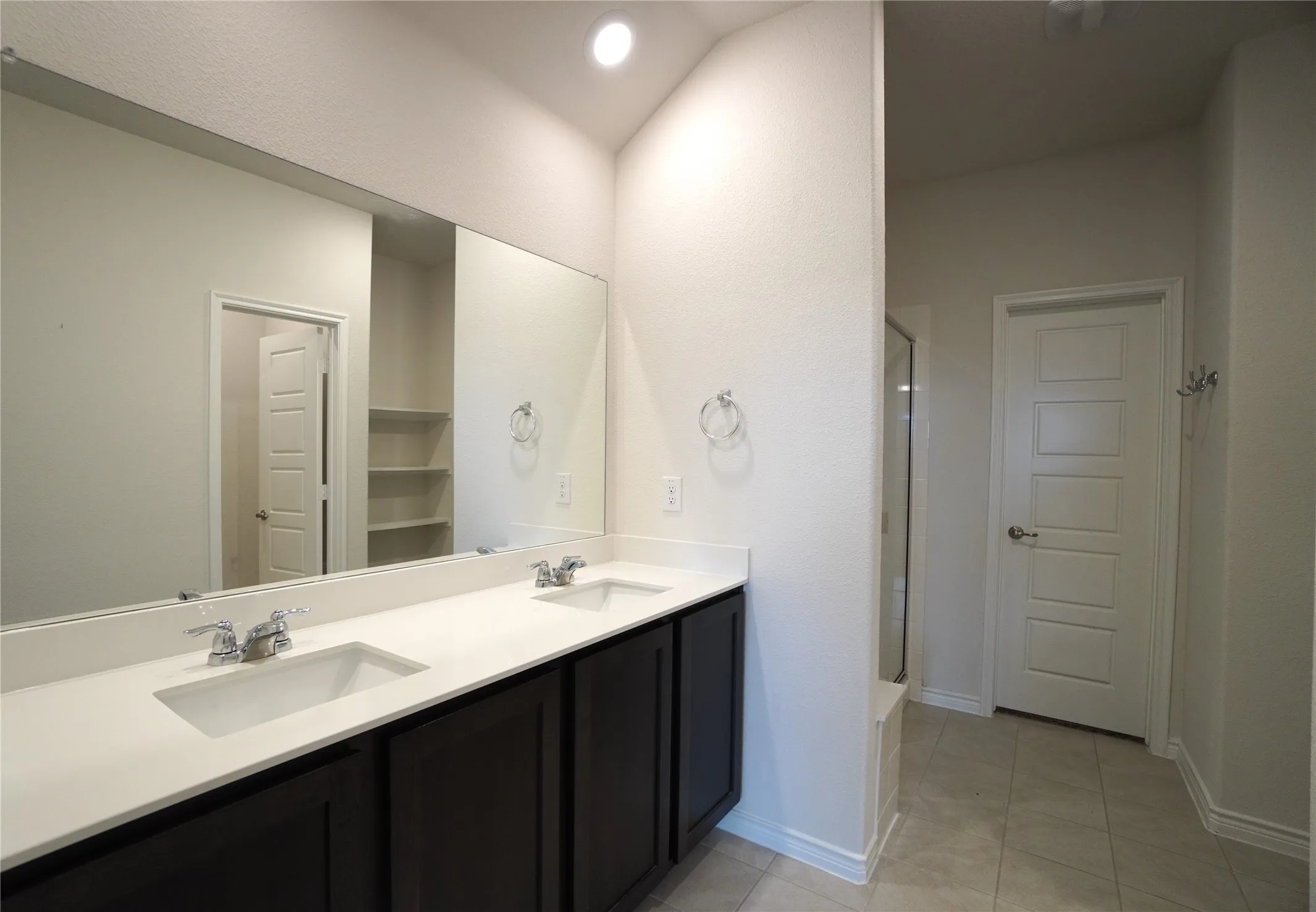 Single Family Residence For Rent in Rockwall County , 476 Declaration Way, Fate, Texas 75189, 4 Bedroom, 2 Bathroom, 2 Garage spaces, 1,848 Sqft, built in 2021, mls#21407073, Real Estate Agent in Fate, Homes For Rent in Rockwall county, Homes For Rent in Fate, Realtor in Fate Texas, Real Estate Brokerage Independent Realty Texas, Luminita Cordes Realtor