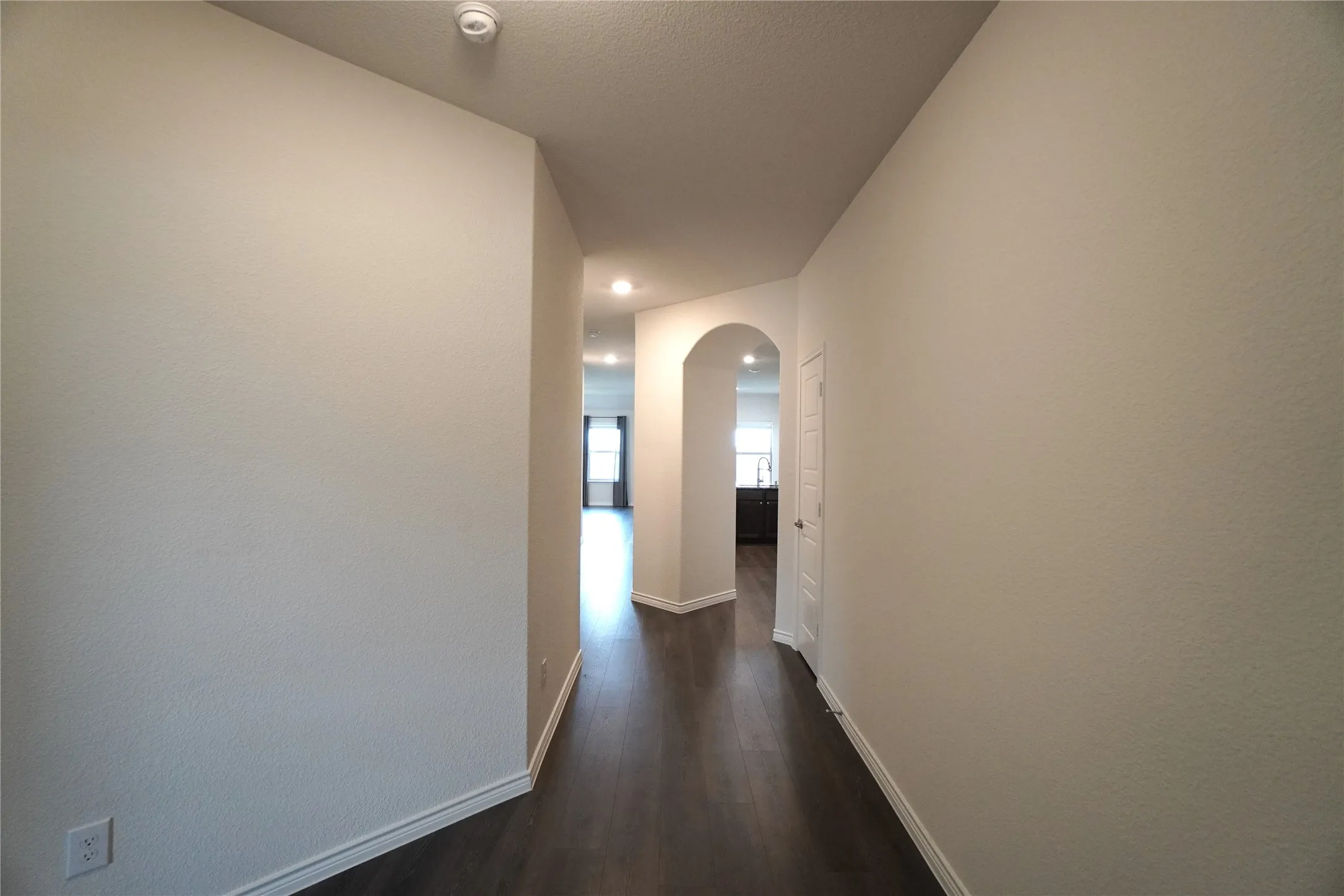 Single Family Residence For Rent in Rockwall County , 476 Declaration Way, Fate, Texas 75189, 4 Bedroom, 2 Bathroom, 2 Garage spaces, 1,848 Sqft, built in 2021, mls#21407073, Real Estate Agent in Fate, Homes For Rent in Rockwall county, Homes For Rent in Fate, Realtor in Fate Texas, Real Estate Brokerage Independent Realty Texas, Luminita Cordes Realtor