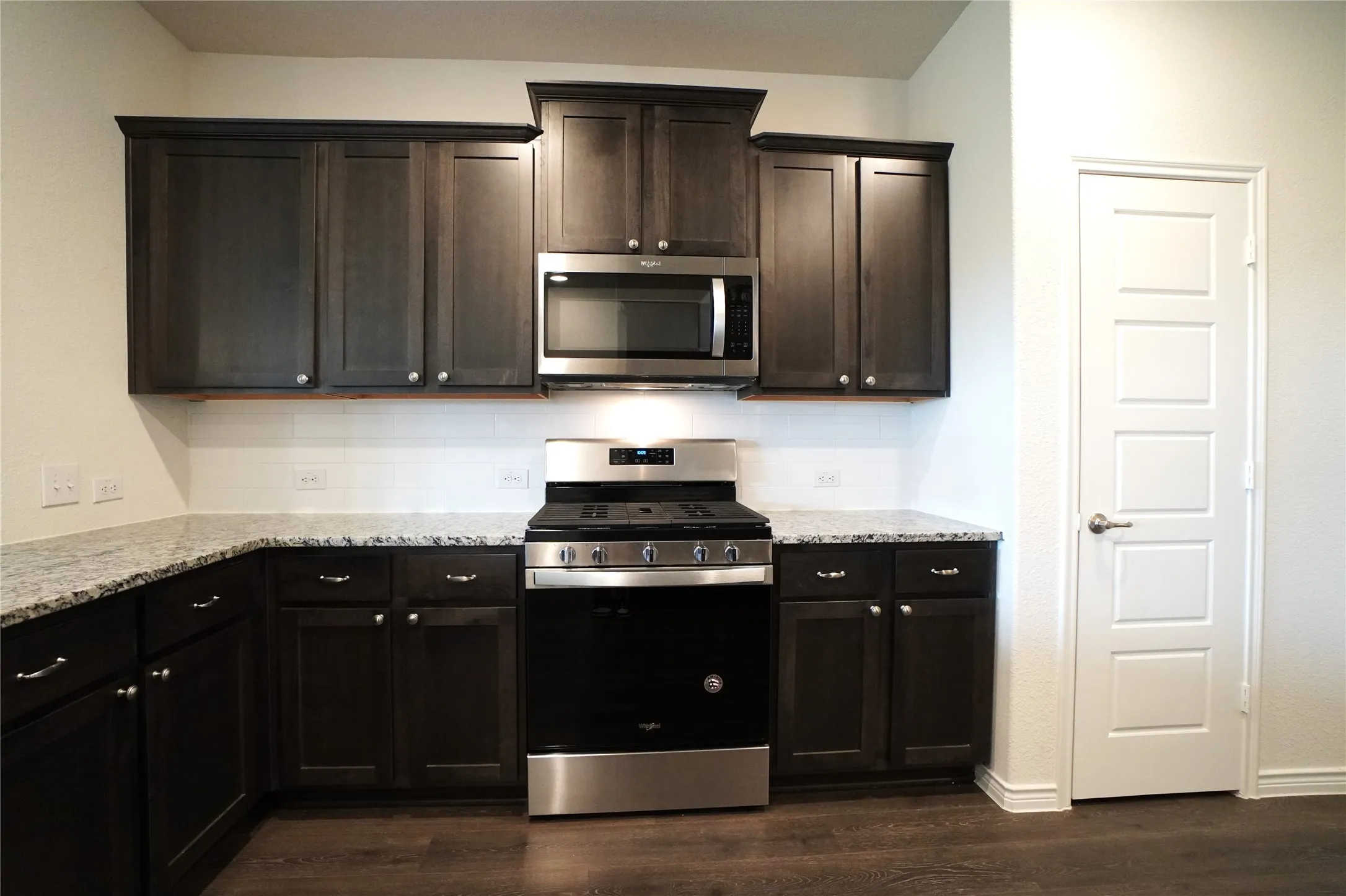 Single Family Residence For Rent in Rockwall County , 476 Declaration Way, Fate, Texas 75189, 4 Bedroom, 2 Bathroom, 2 Garage spaces, 1,848 Sqft, built in 2021, mls#21407073, Real Estate Agent in Fate, Homes For Rent in Rockwall county, Homes For Rent in Fate, Realtor in Fate Texas, Real Estate Brokerage Independent Realty Texas, Luminita Cordes Realtor