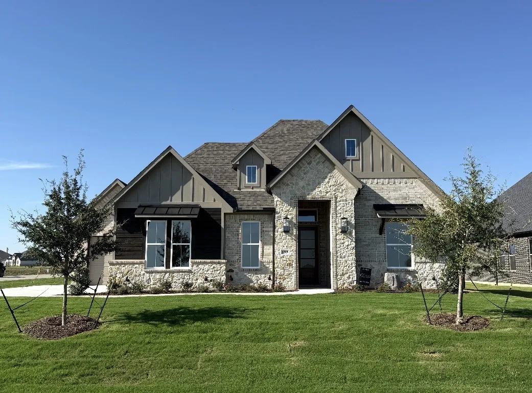 Single Family Residence For Sale