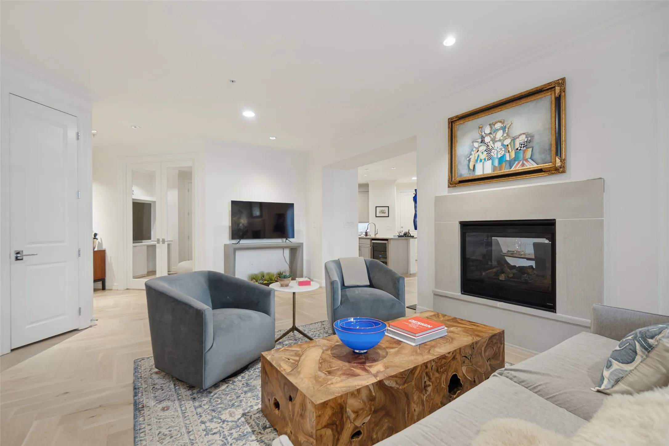 Condominium For Sale in Dallas County , 8616 Turtle Creek Boulevard 214, Dallas, Texas 75225, 2 Bedroom, 3 Bathroom, 3 Garage spaces, 1,949 Sqft, built in 2006, mls#21407493, Real Estate Agent in Dallas, Homes For Sale in Dallas county, Homes For Sale in Dallas, Realtor in Dallas Texas, Real Estate Brokerage Independent Realty Texas, Luminita Cordes Realtor