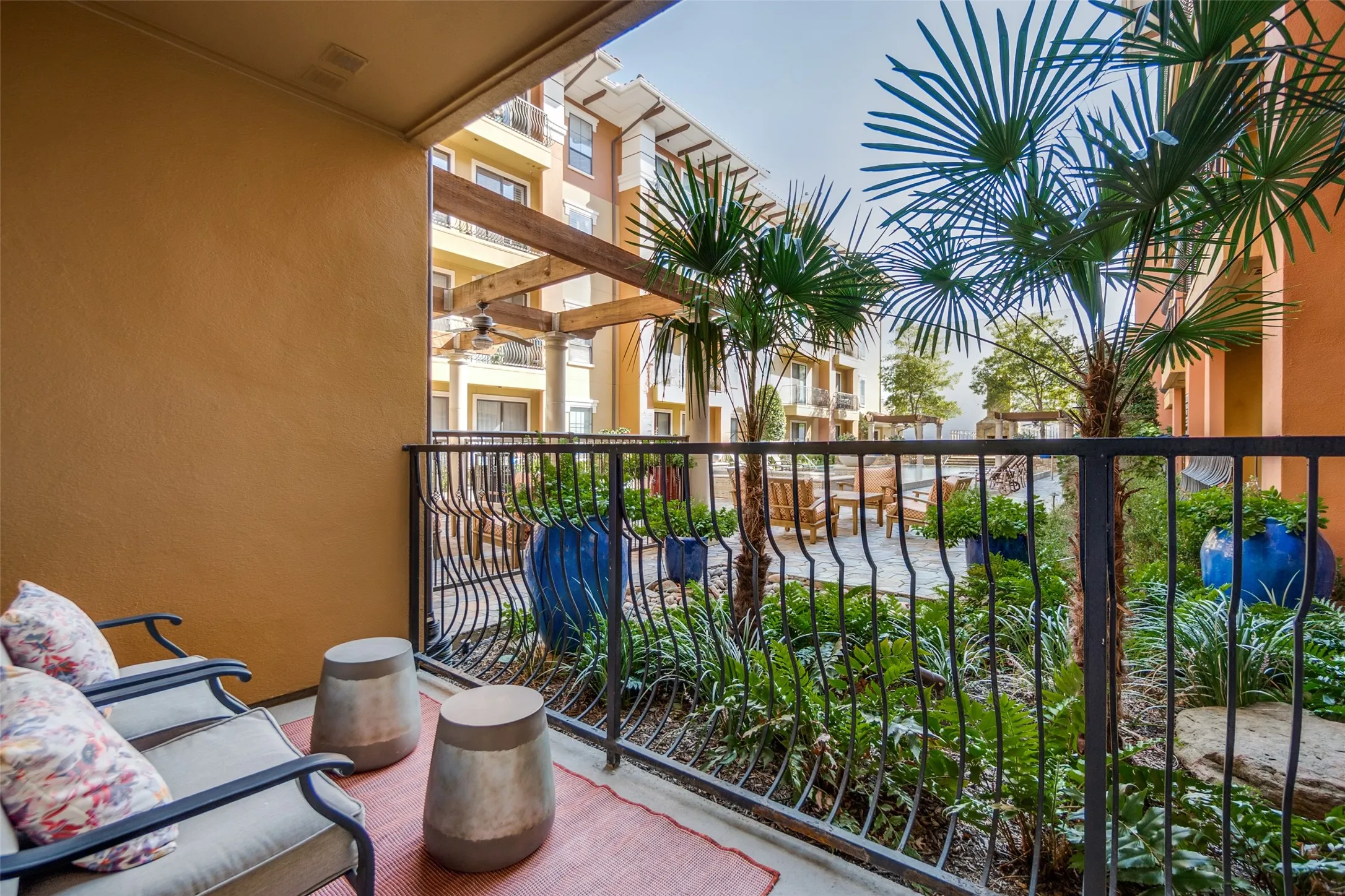 Condominium For Sale in Dallas County , 8616 Turtle Creek Boulevard 214, Dallas, Texas 75225, 2 Bedroom, 3 Bathroom, 3 Garage spaces, 1,949 Sqft, built in 2006, mls#21407493, Real Estate Agent in Dallas, Homes For Sale in Dallas county, Homes For Sale in Dallas, Realtor in Dallas Texas, Real Estate Brokerage Independent Realty Texas, Luminita Cordes Realtor