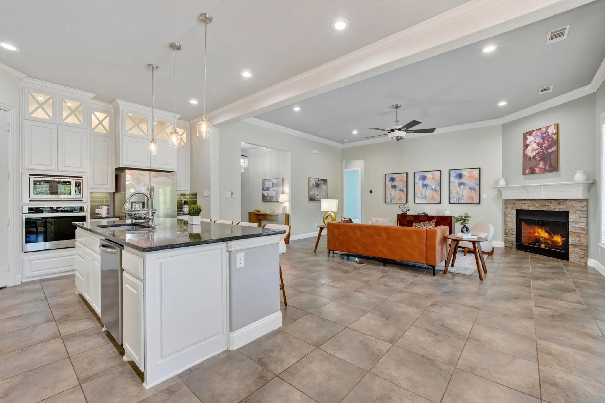 Single Family Residence For Rent in Ellis County , 6451 Still Waters Court, Midlothian, Texas 76065, 4 Bedroom, 4 Bathroom, 2 Garage spaces, 3,159 Sqft, built in 2016, mls#21408001, Real Estate Agent in Midlothian, Homes For Rent in Ellis county, Homes For Rent in Midlothian, Realtor in Midlothian Texas, Real Estate Brokerage Independent Realty Texas, Luminita Cordes Realtor