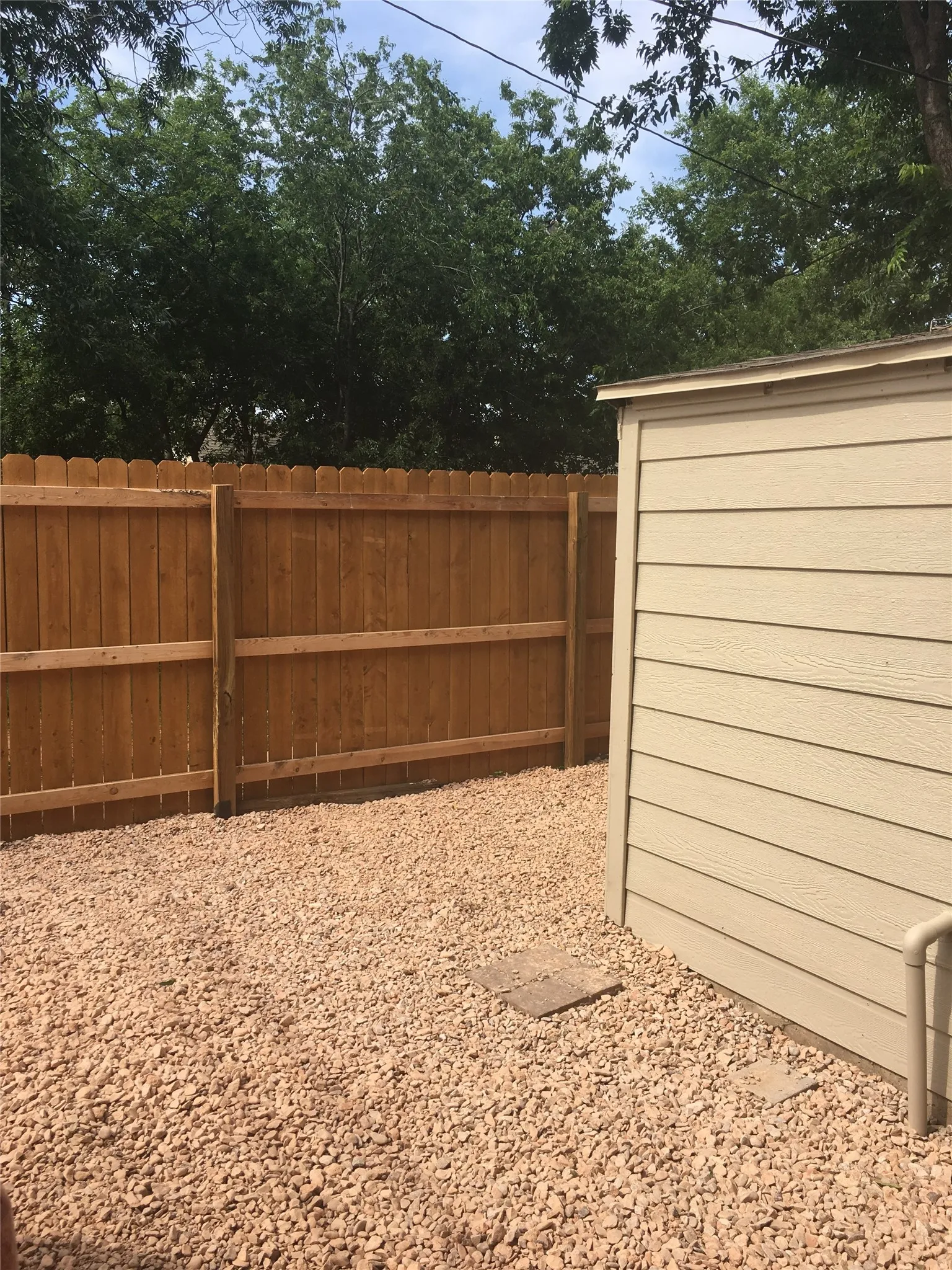 Apartment For Rent in Taylor County , 1910 Chestnut Street B, Abilene, Texas 79602, 1 Bedroom, 1 Bathroom, Garage spaces, 500 Sqft, built in 1947, mls#21408014, Real Estate Agent in Abilene, Homes For Rent in Taylor county, Homes For Rent in Abilene, Realtor in Abilene Texas, Real Estate Brokerage Independent Realty Texas, Luminita Cordes Realtor